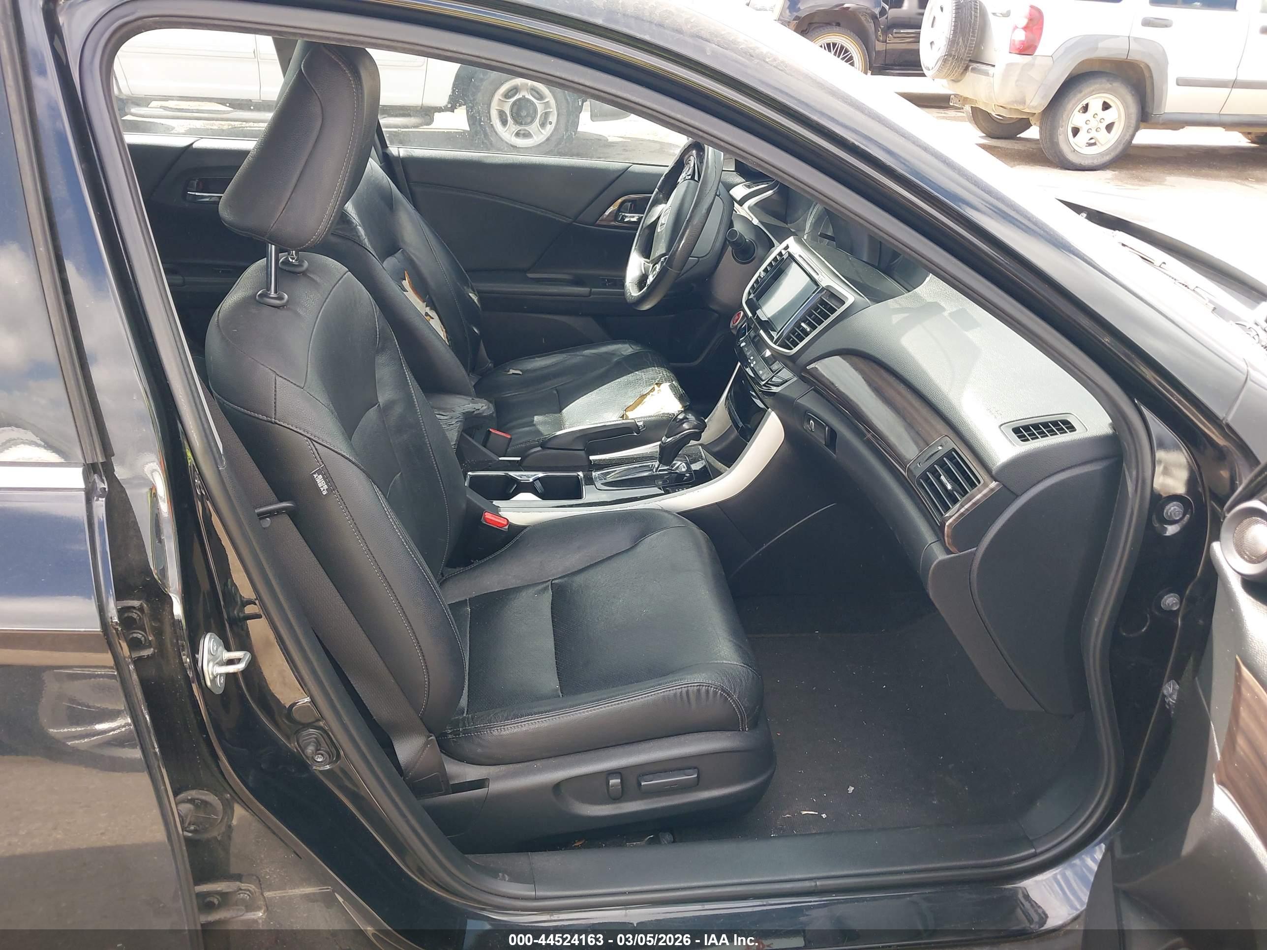 HONDA ACCORD image 5