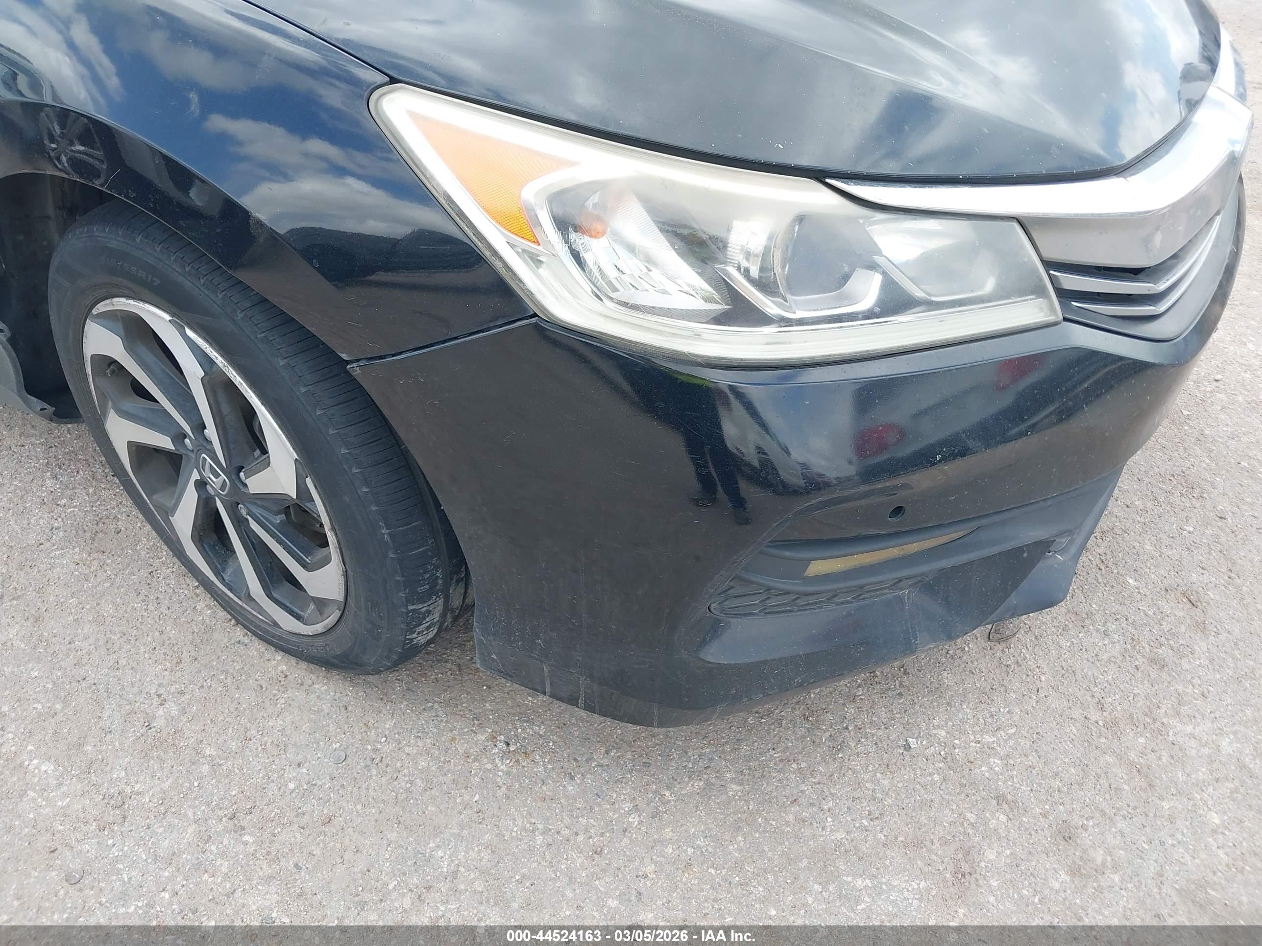 HONDA ACCORD image 6