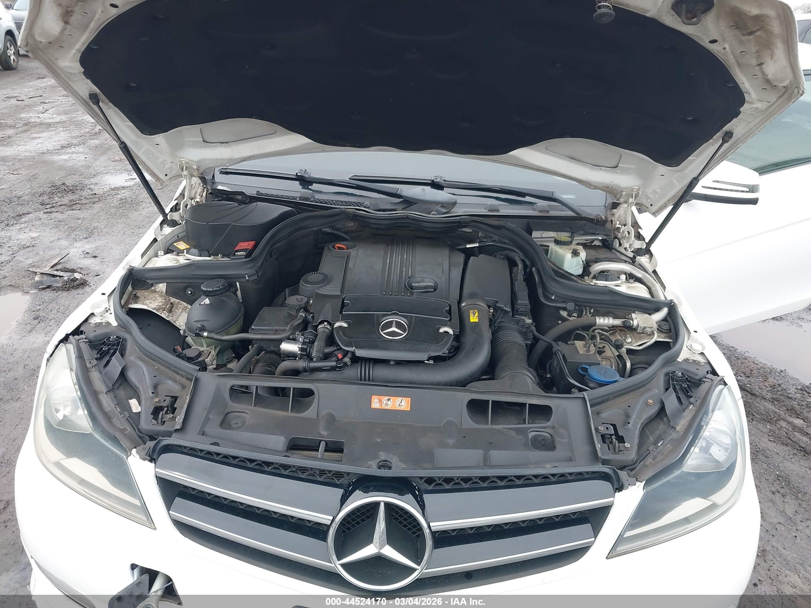 MERCEDES-BENZ C image 10