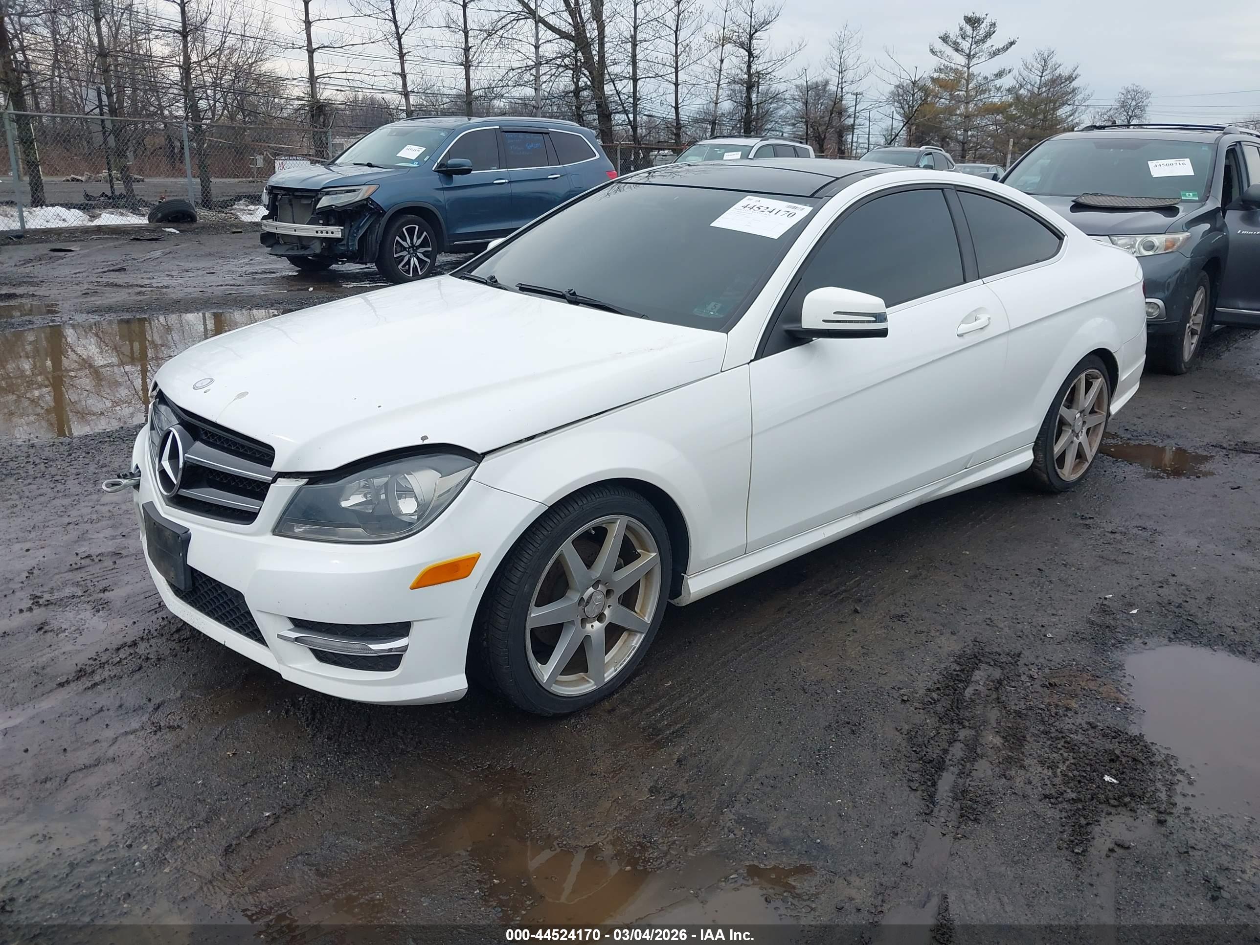 MERCEDES-BENZ C image 2