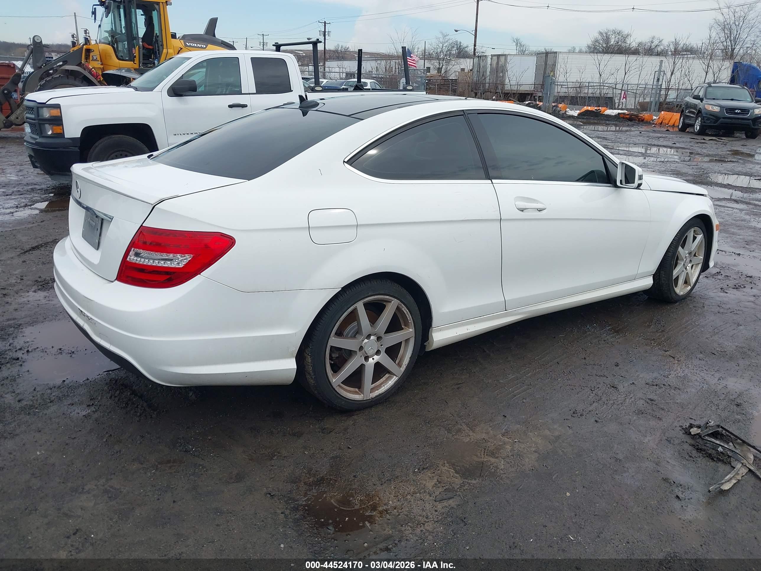 MERCEDES-BENZ C image 4