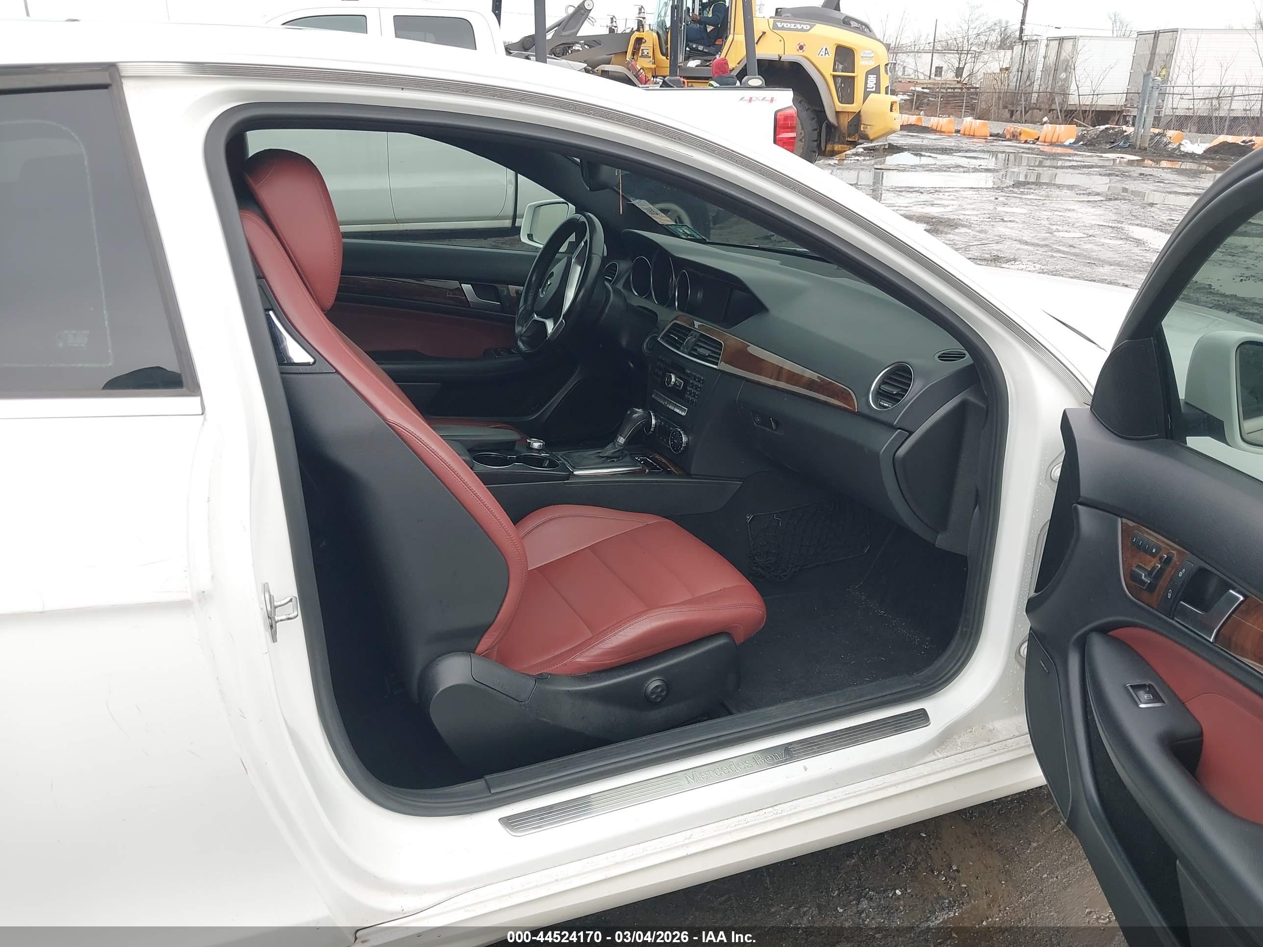 MERCEDES-BENZ C image 5
