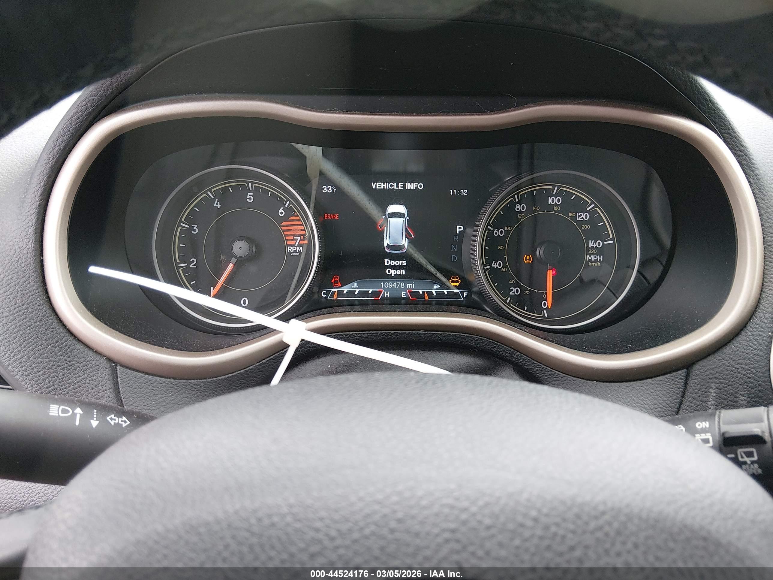 JEEP CHEROKEE image 7