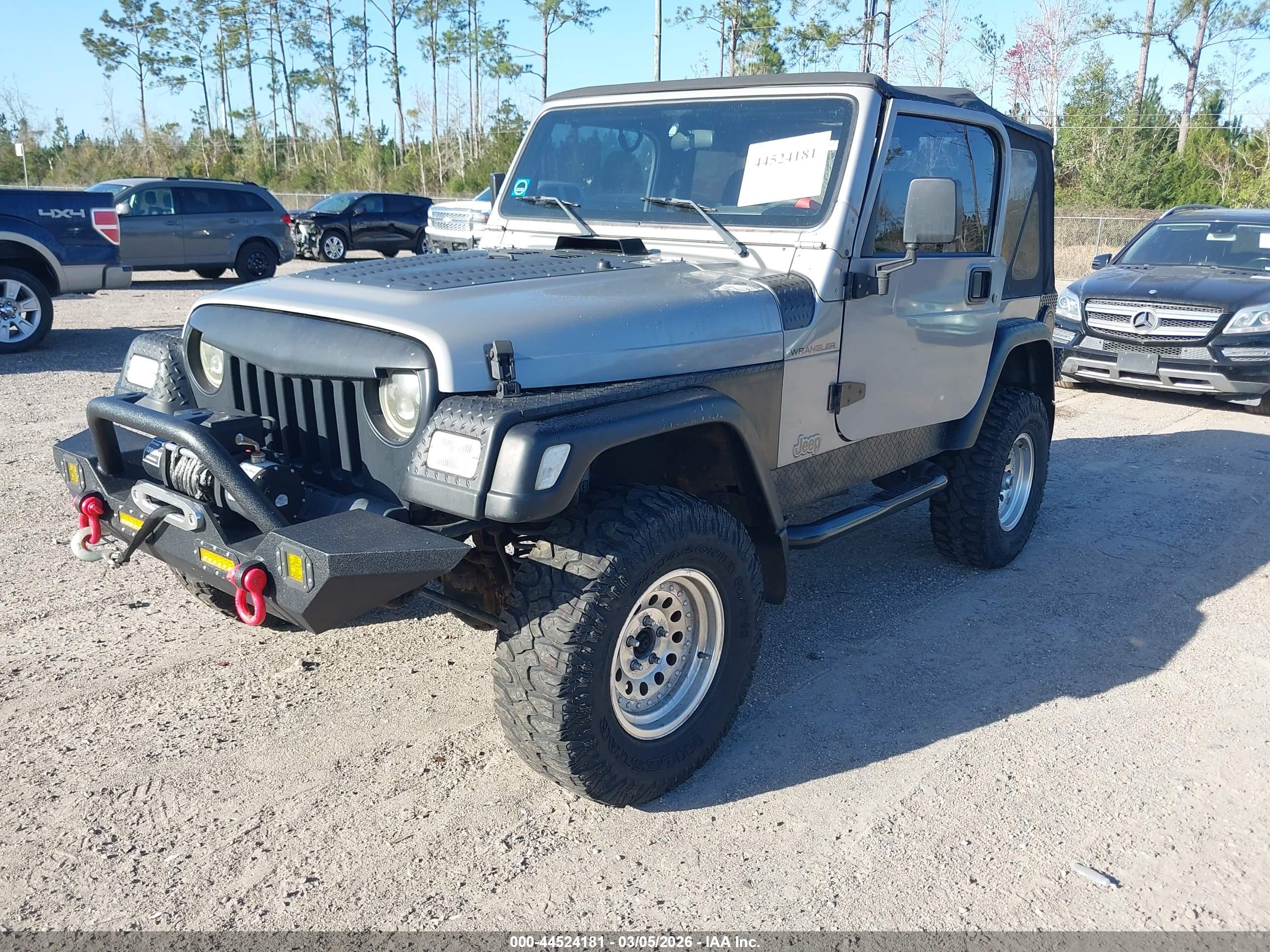 JEEP WRANGLER image 2