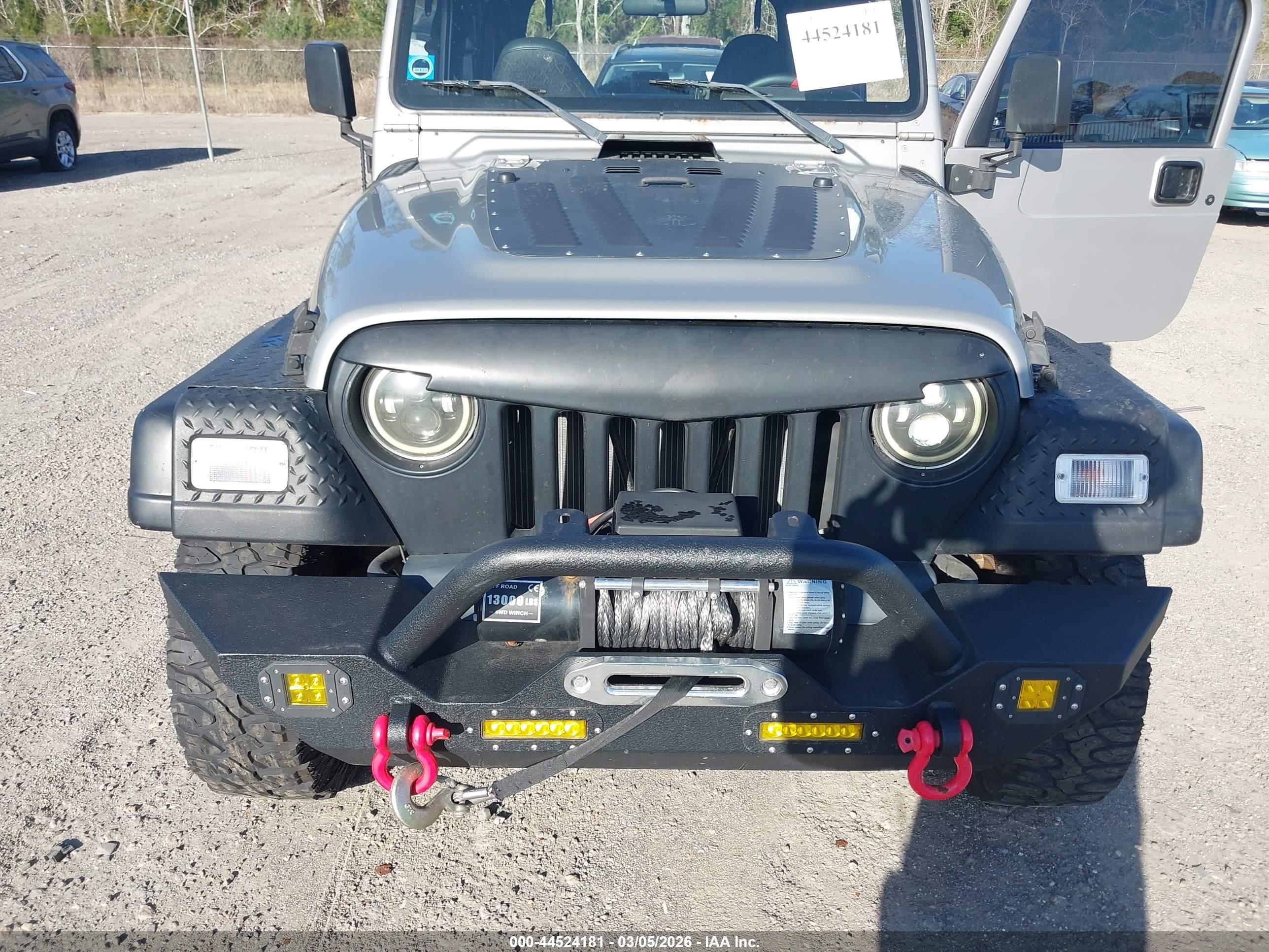 JEEP WRANGLER image 6