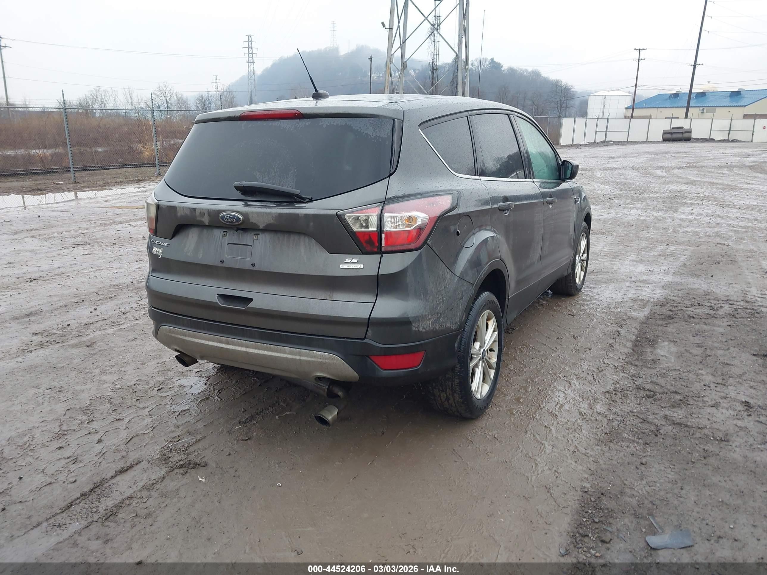 FORD ESCAPE image 4