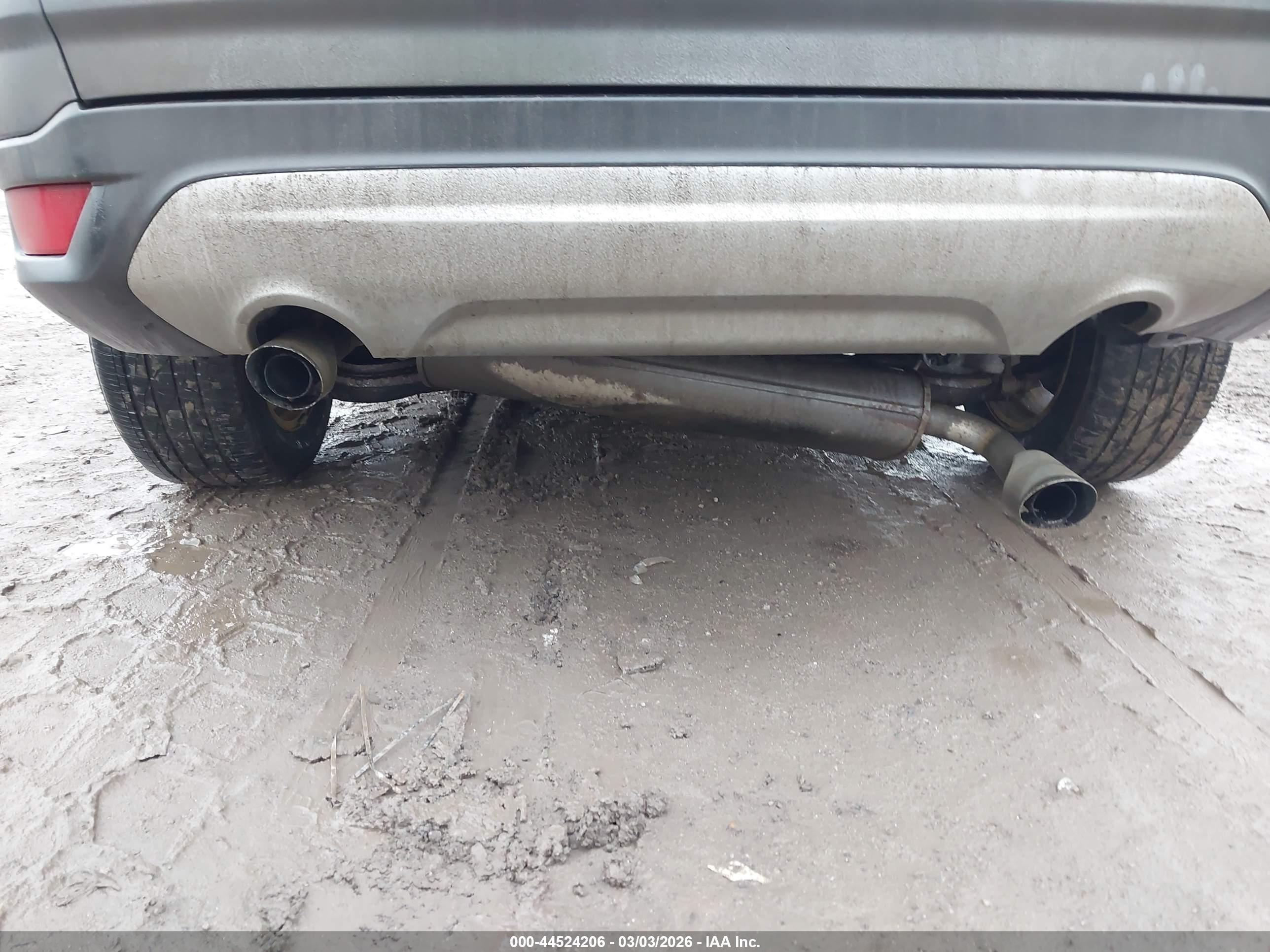 FORD ESCAPE image 6