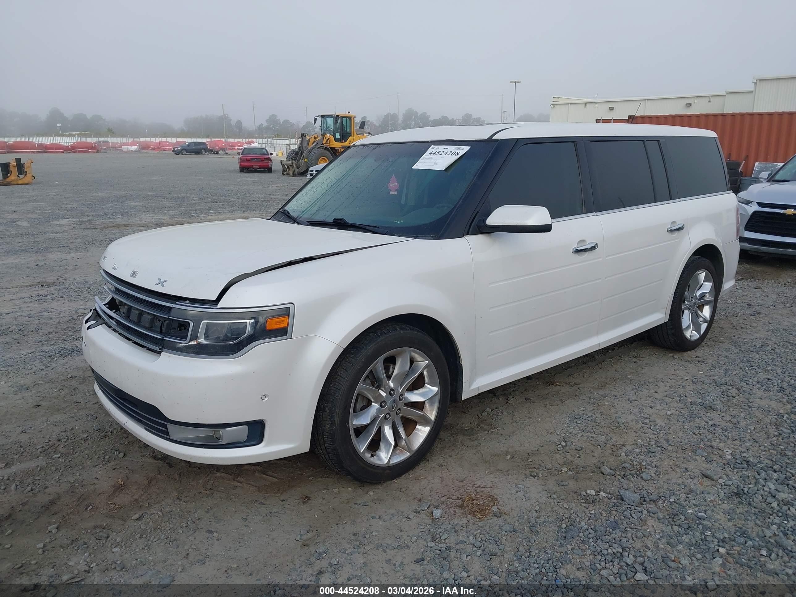 FORD FLEX image 2