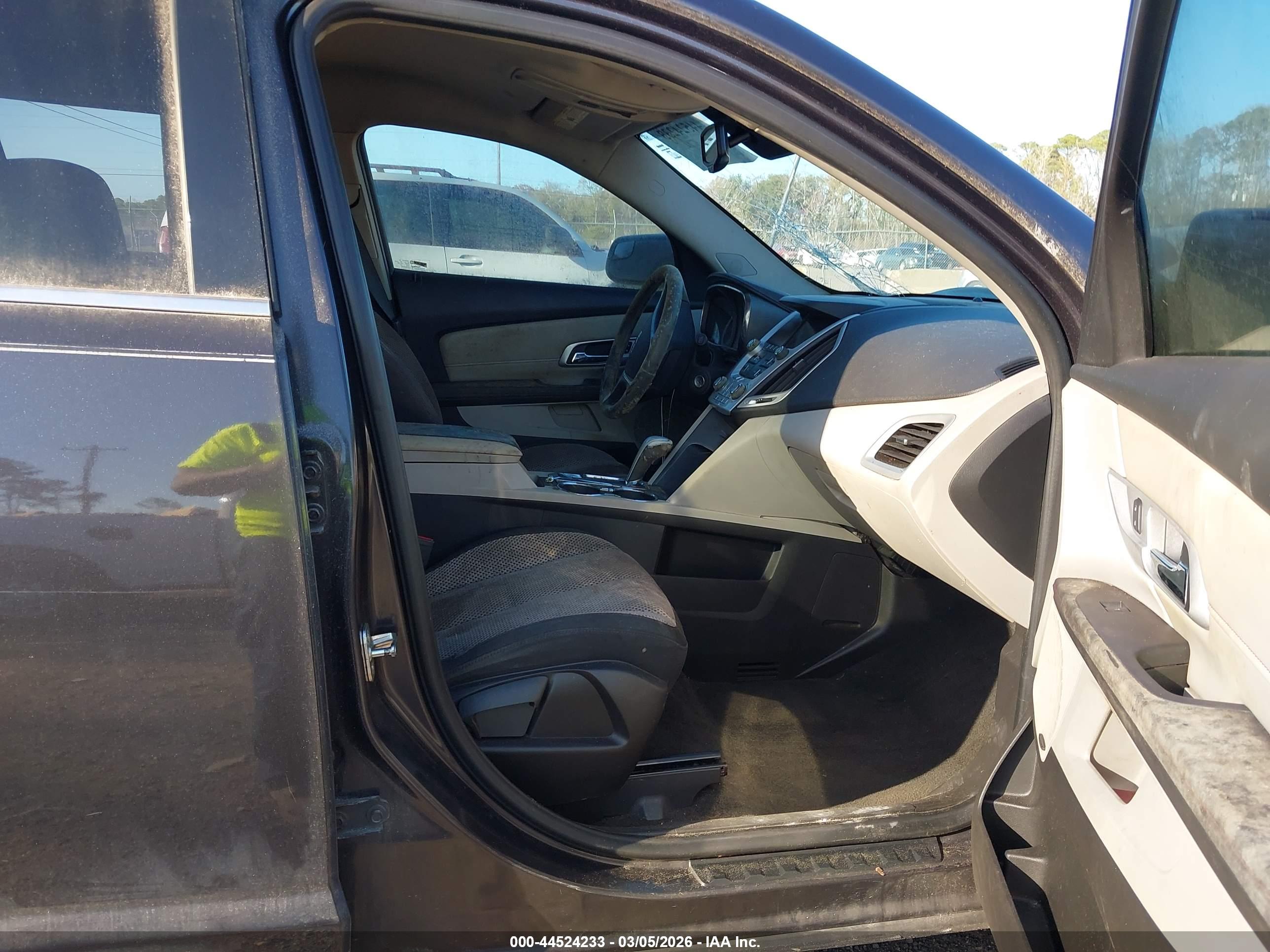 GMC TERRAIN image 5