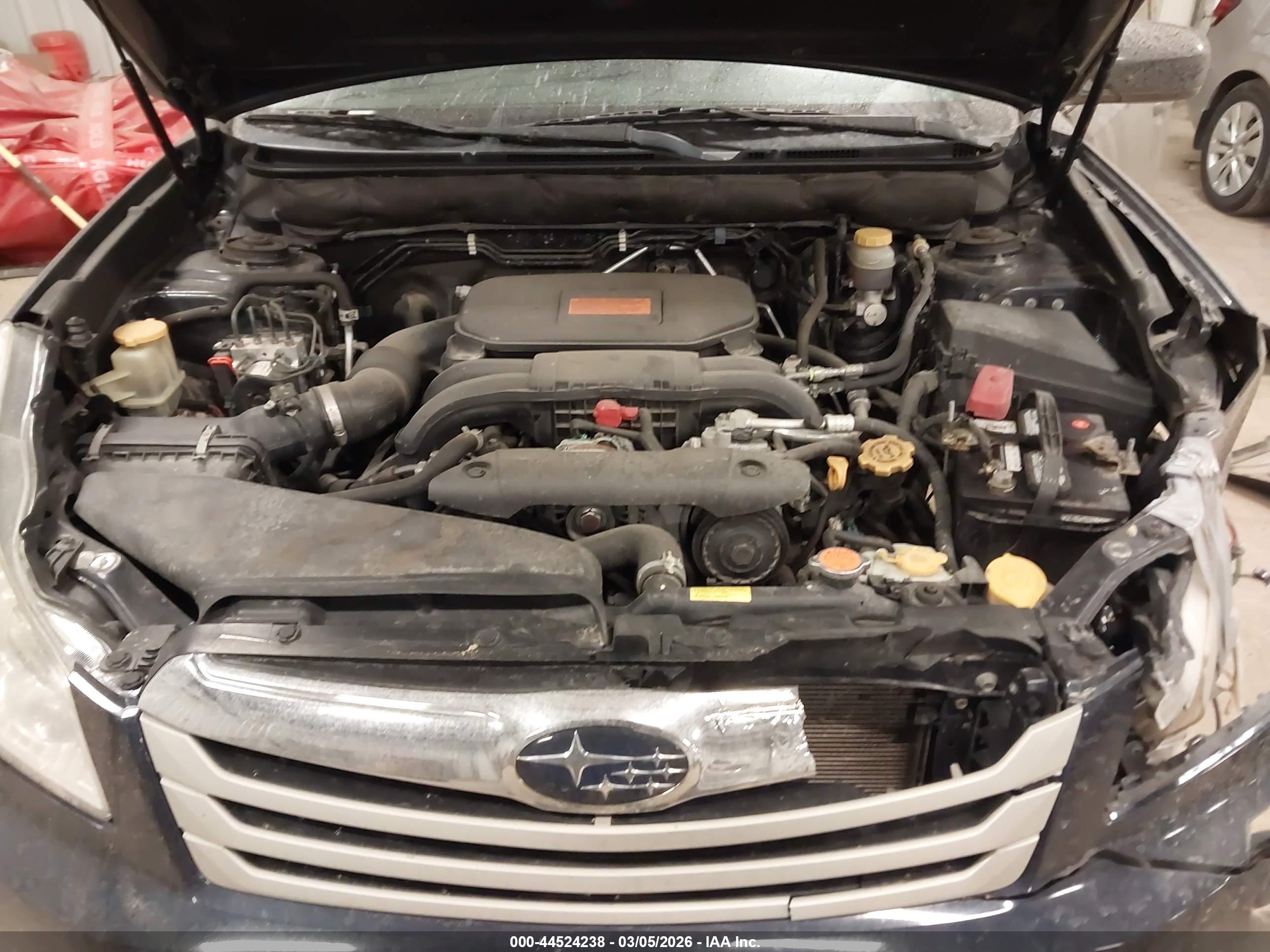 SUBARU OUTBACK image 10
