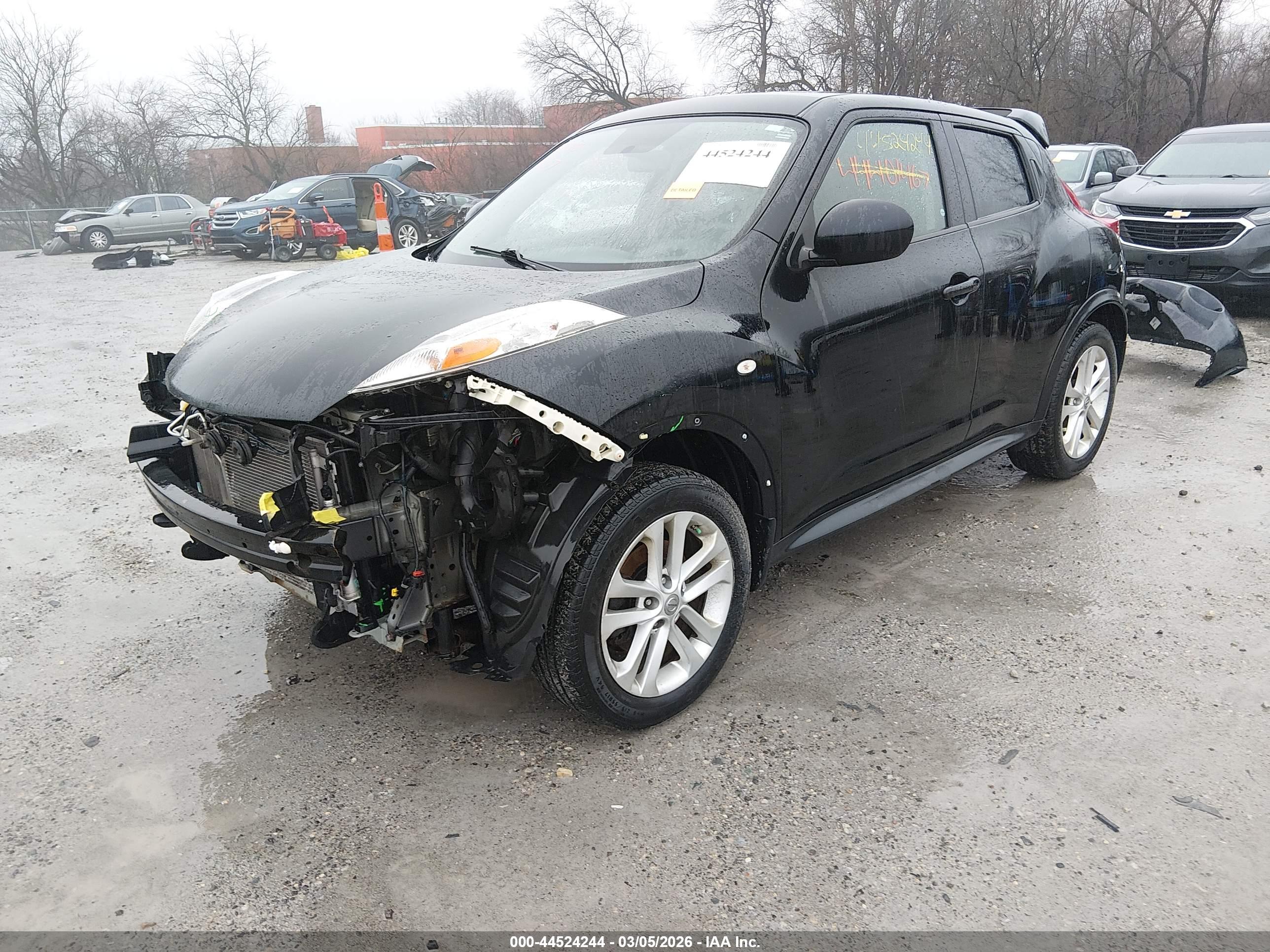 NISSAN JUKE image 2