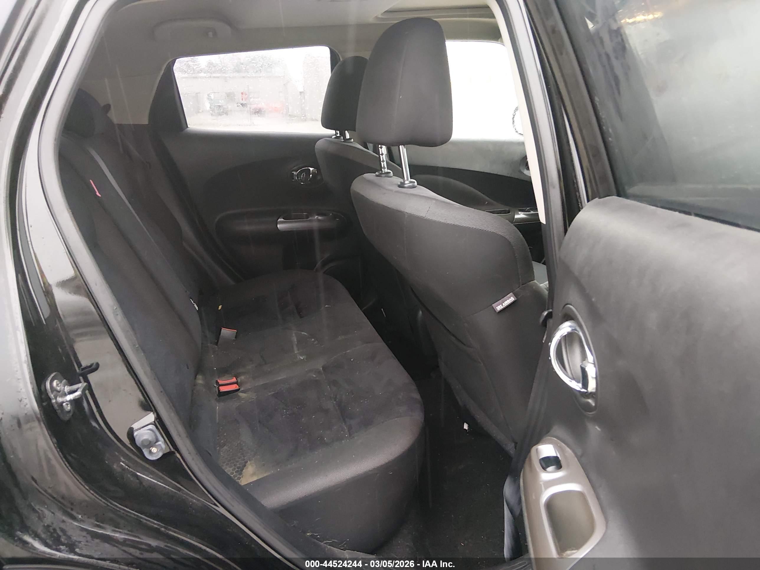 NISSAN JUKE image 8