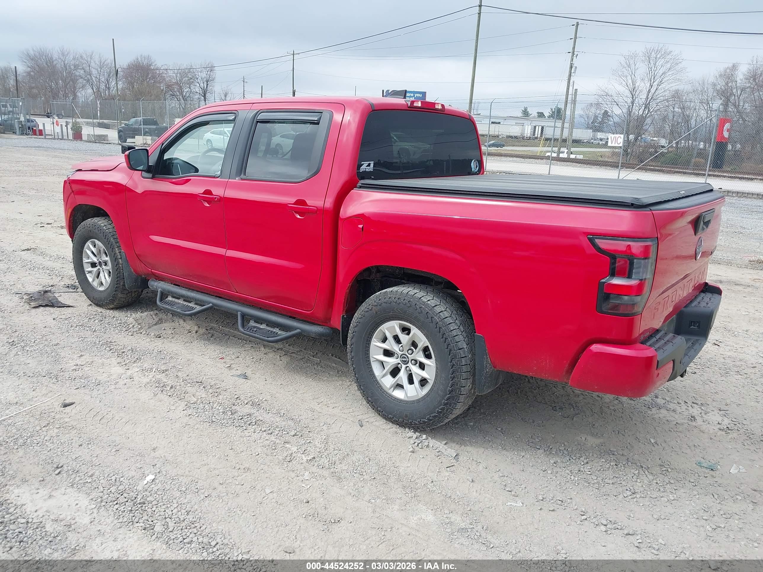 NISSAN FRONTIER image 3