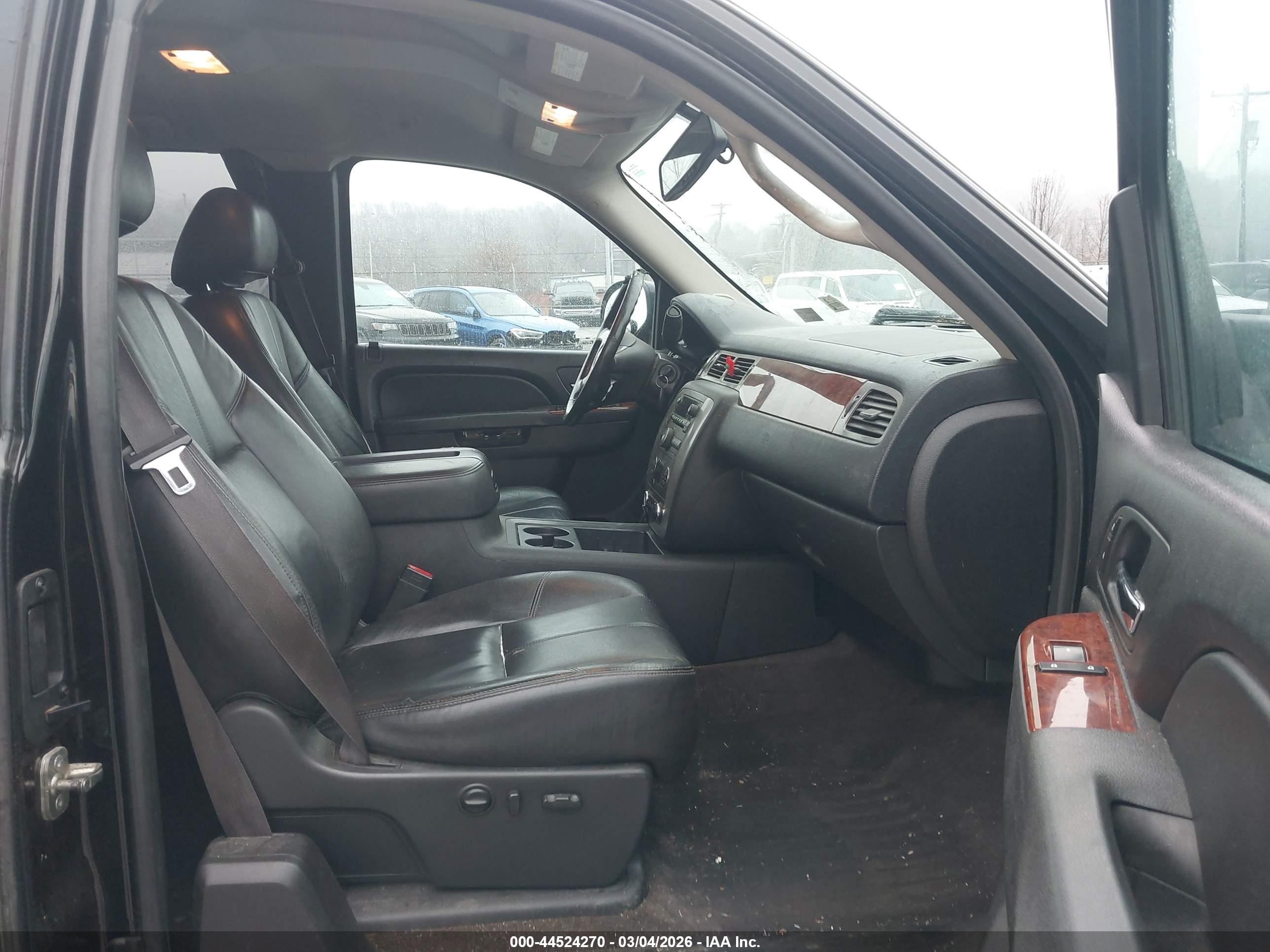 GMC SIERRA image 5