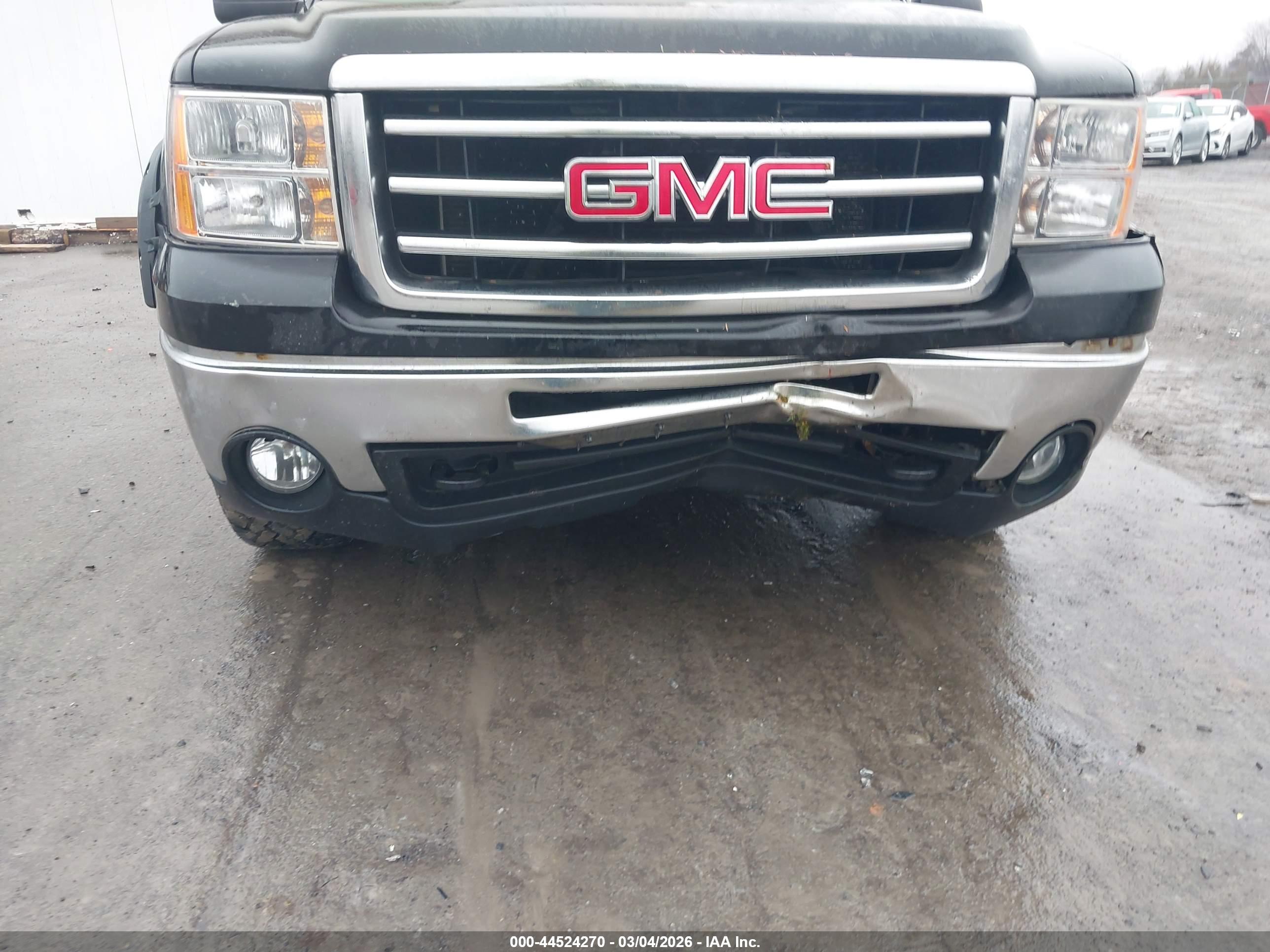 GMC SIERRA image 6