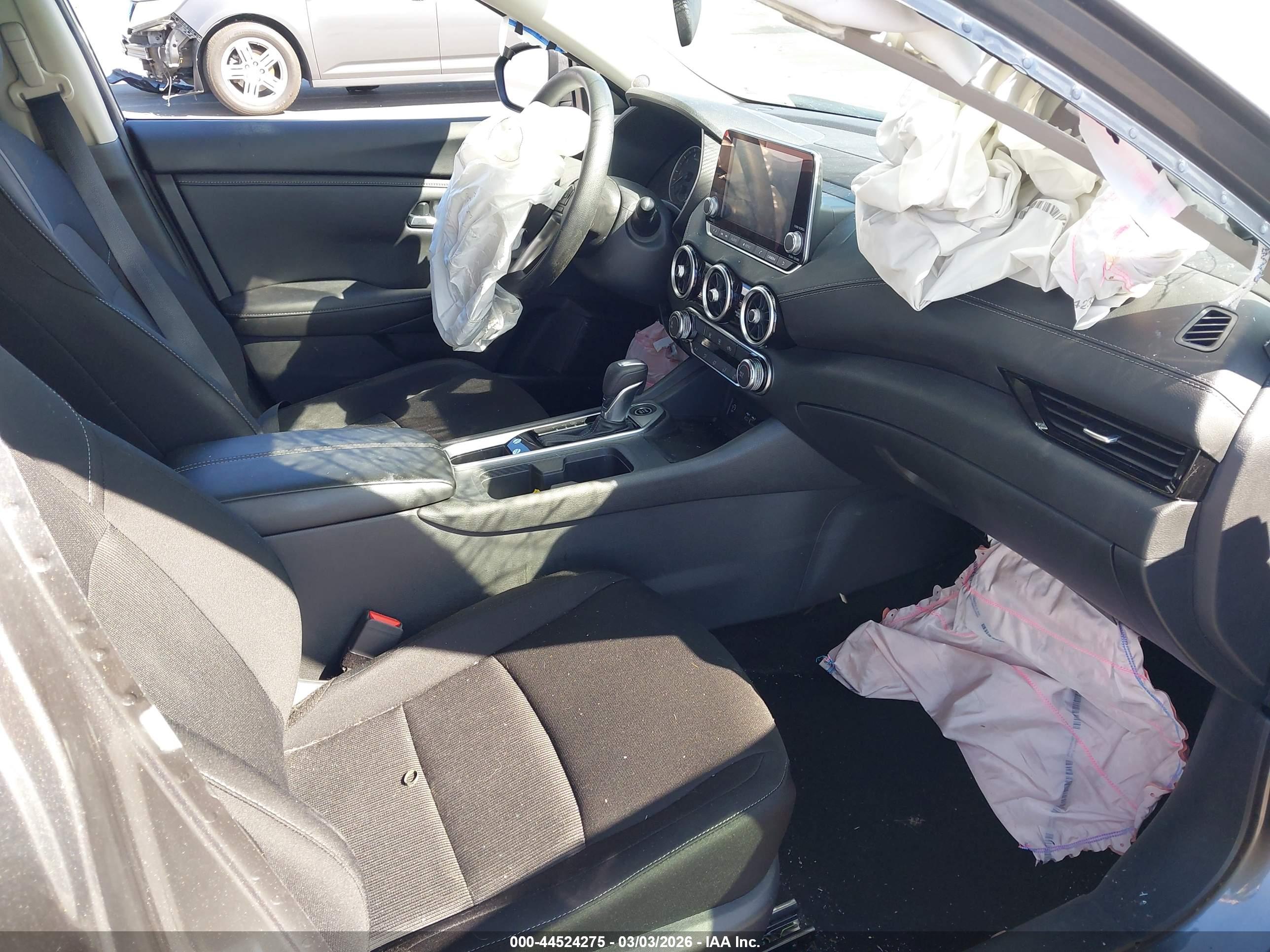 NISSAN SENTRA image 5
