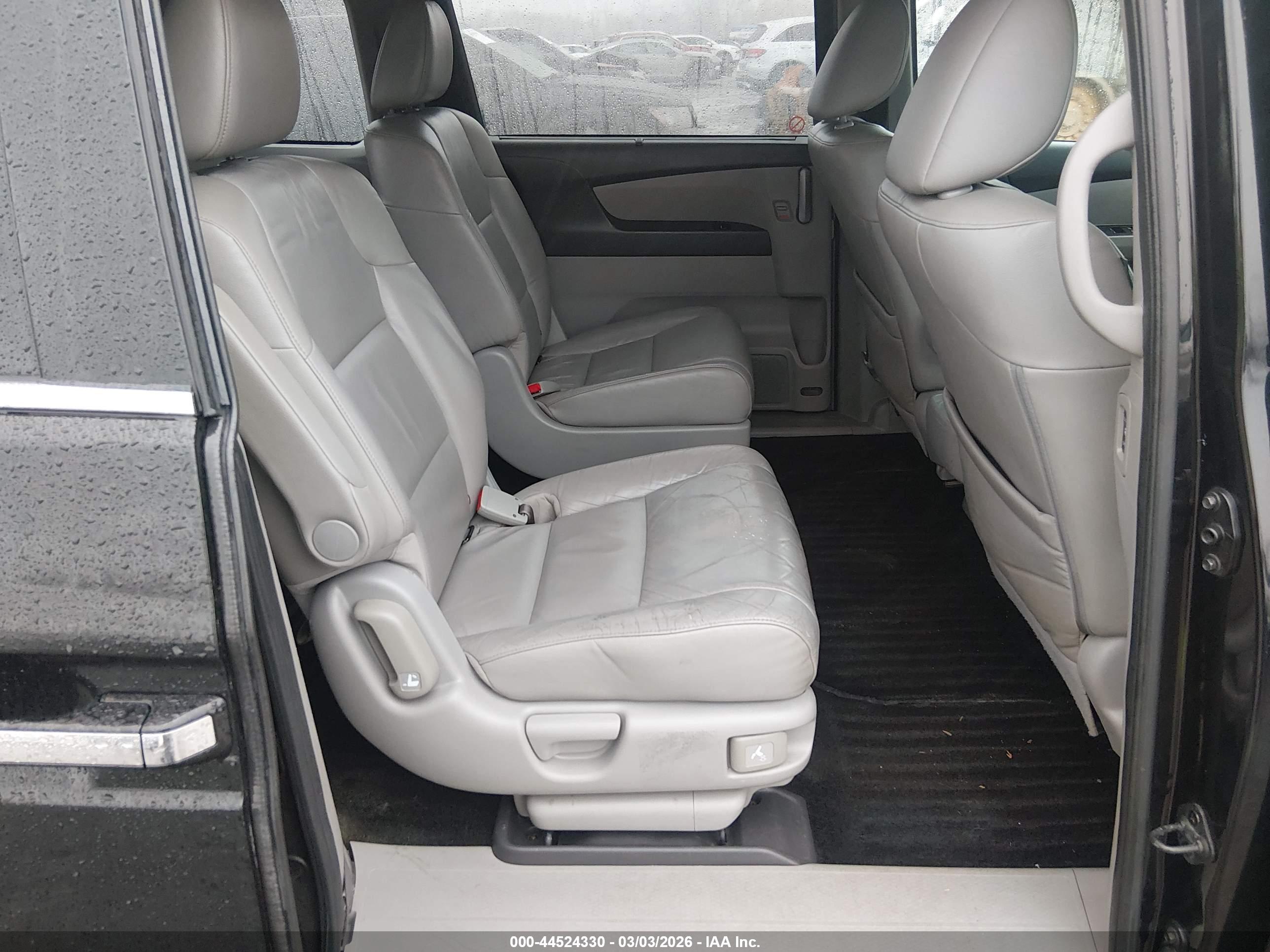 HONDA ODYSSEY image 8