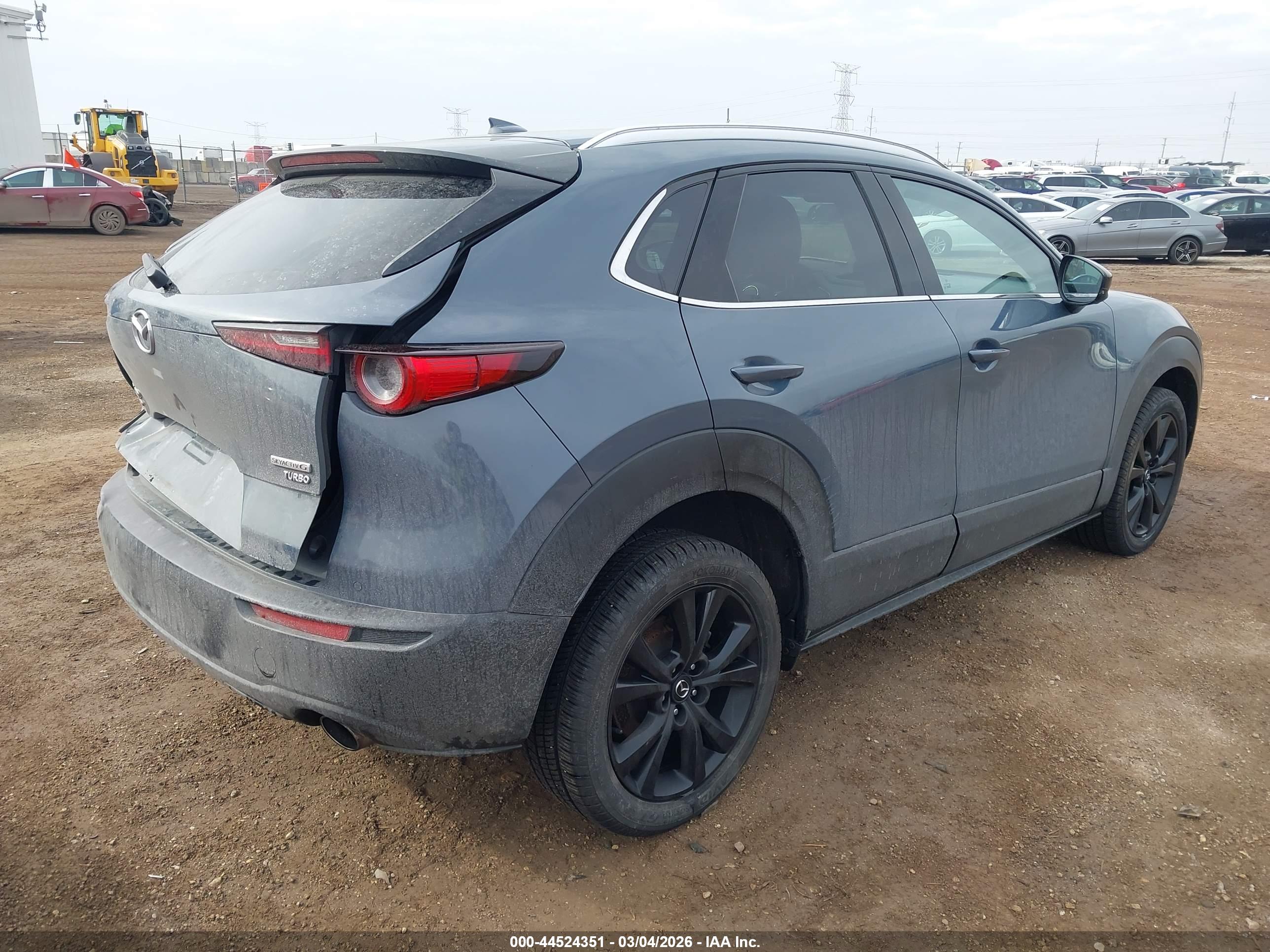 MAZDA CX-30 image 4