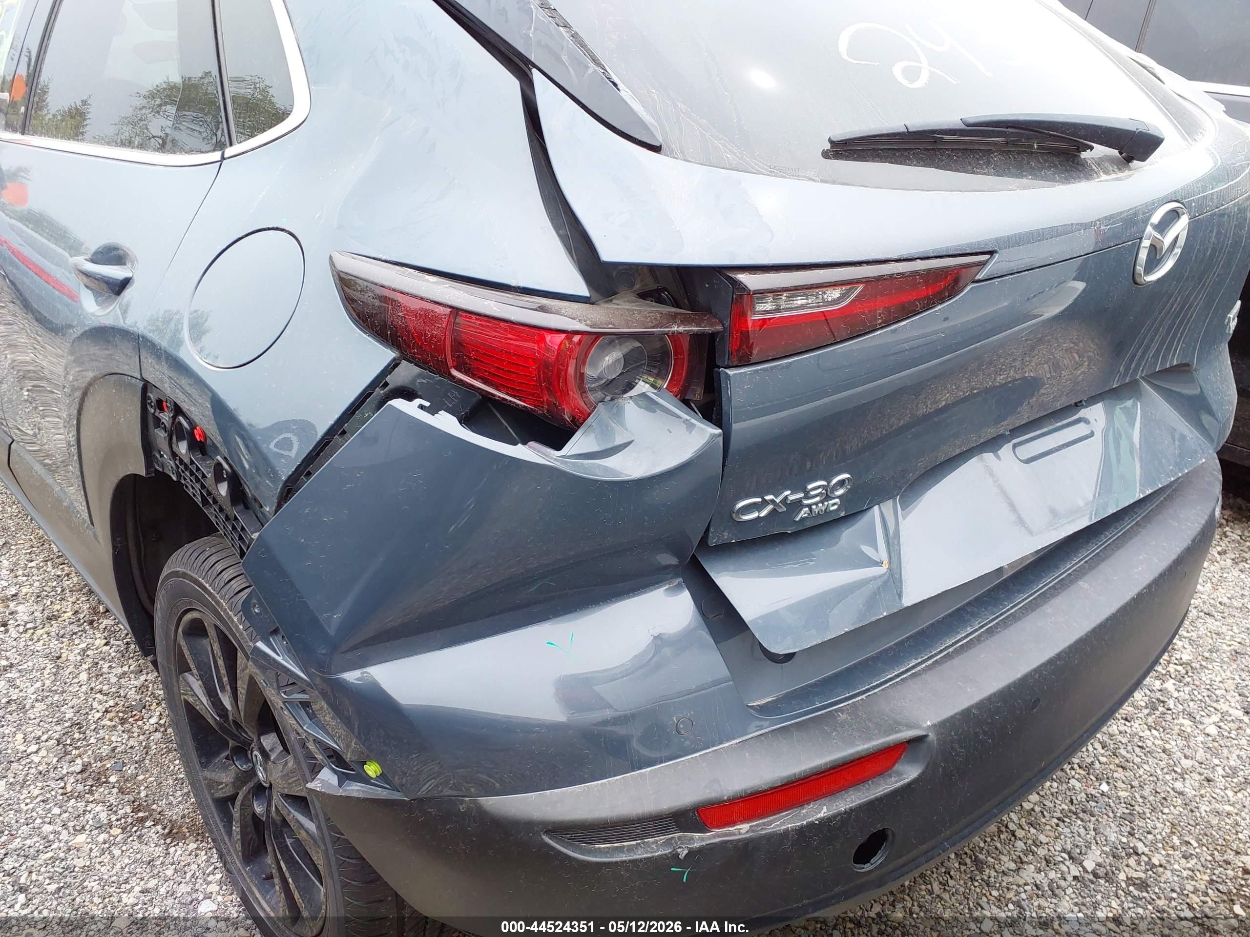 MAZDA CX-30 image 6