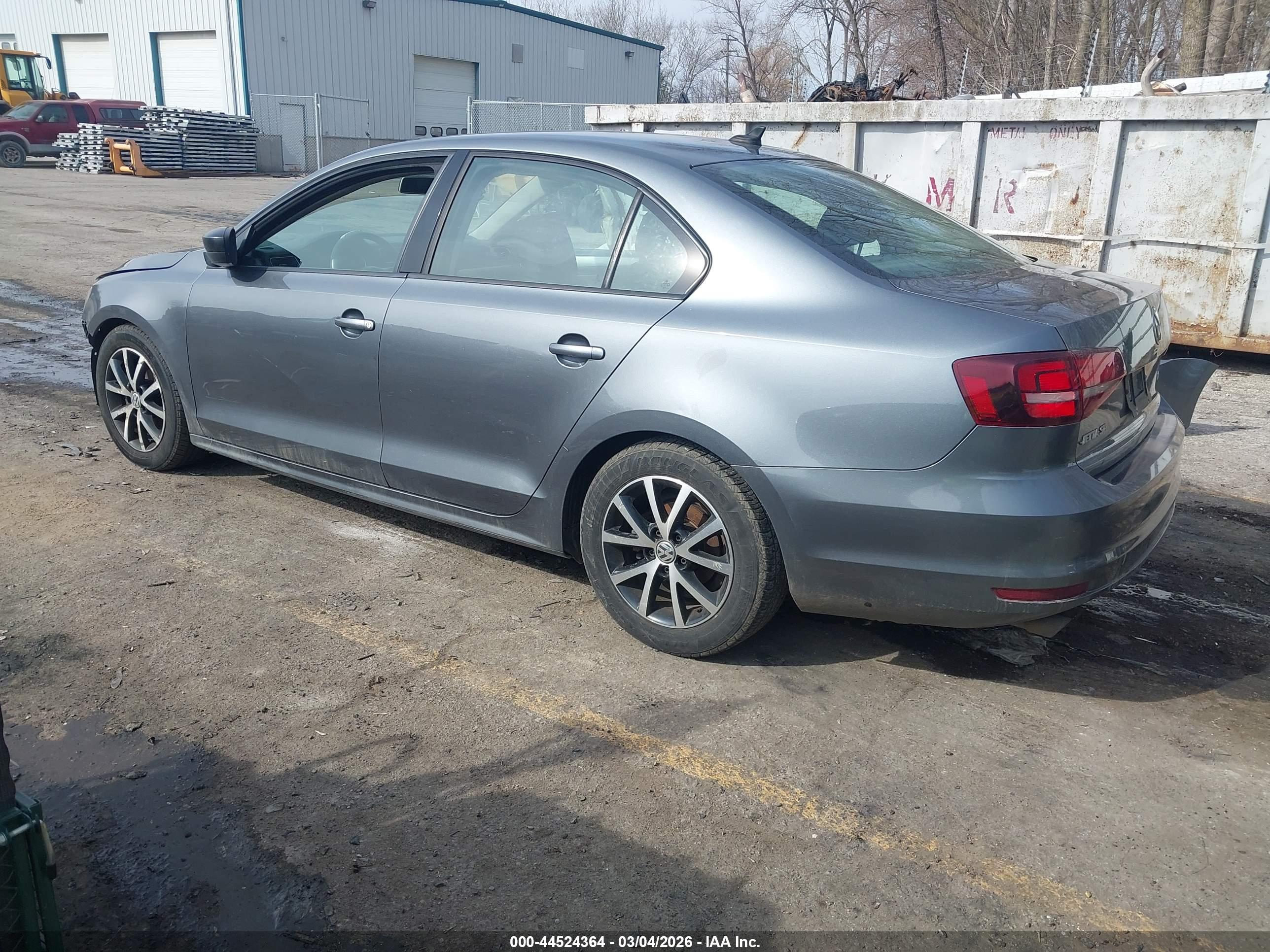 VOLKSWAGEN JETTA image 3