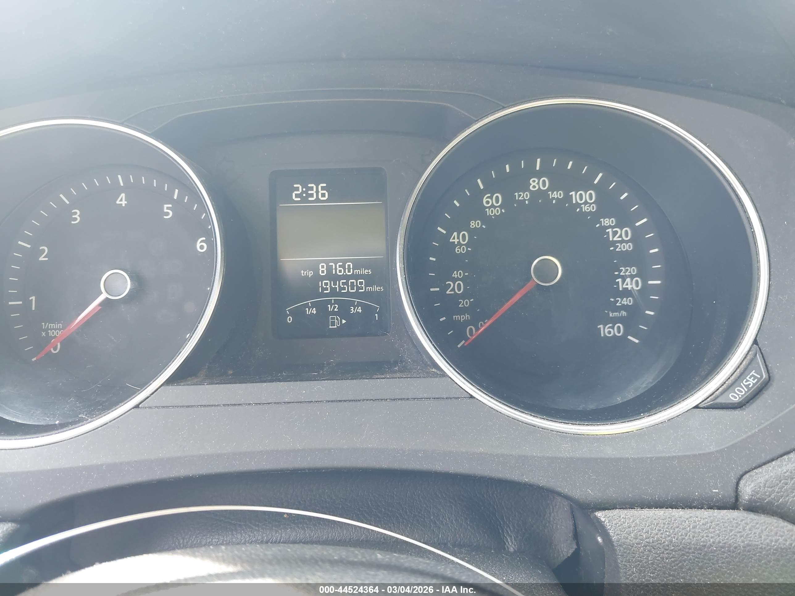 VOLKSWAGEN JETTA image 7