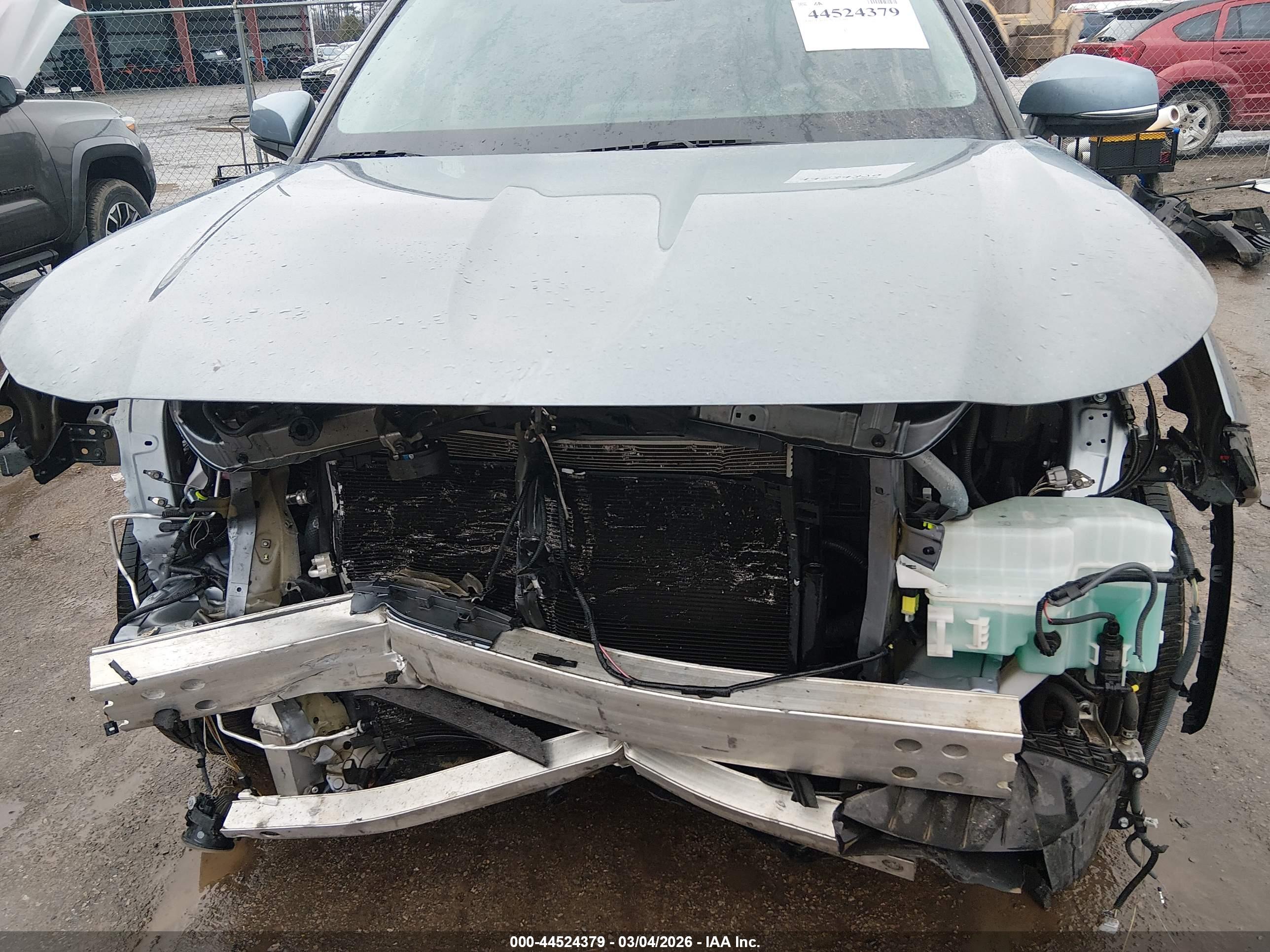 TOYOTA HIGHLANDER image 6