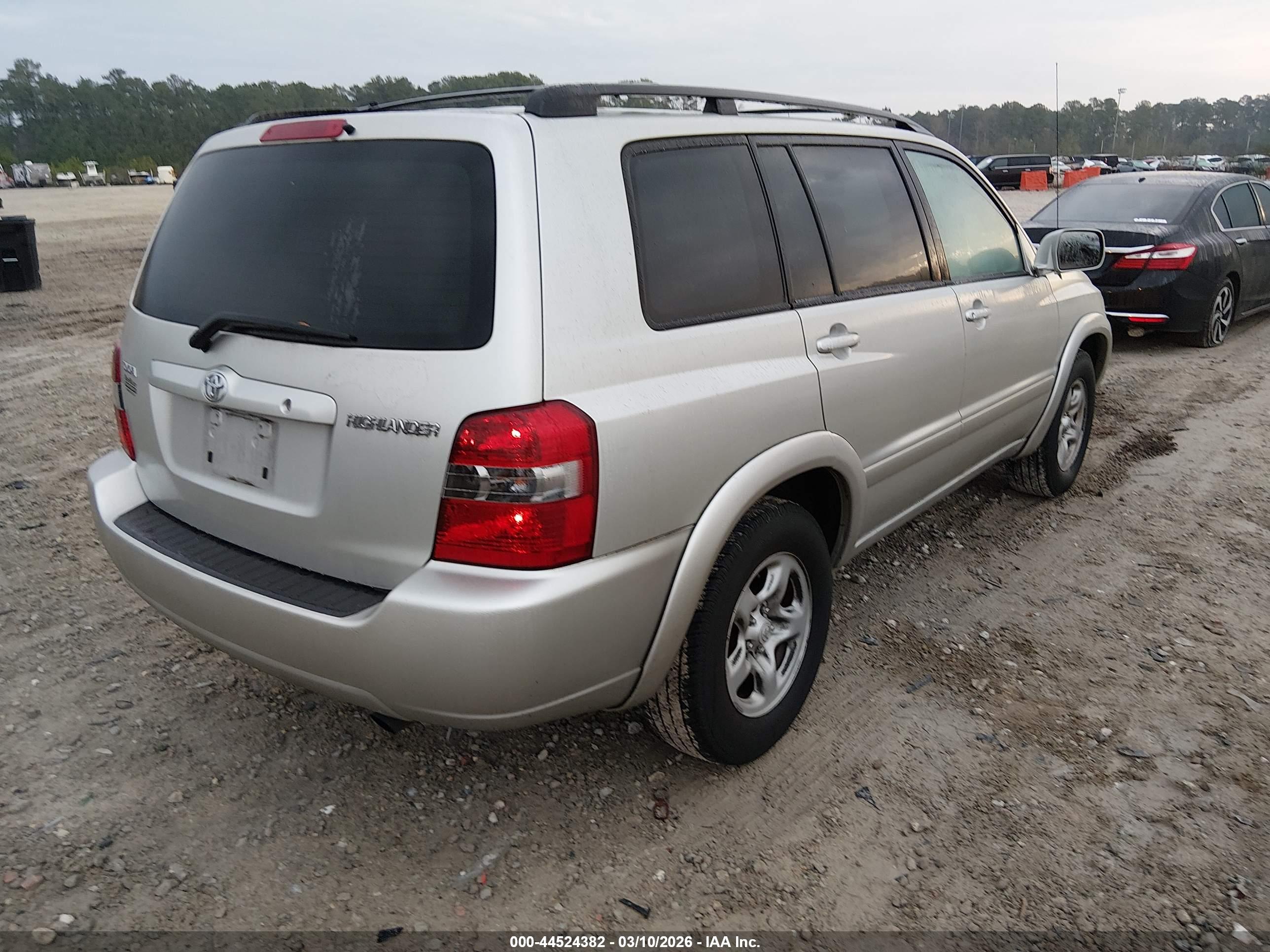 TOYOTA HIGHLANDER image 4