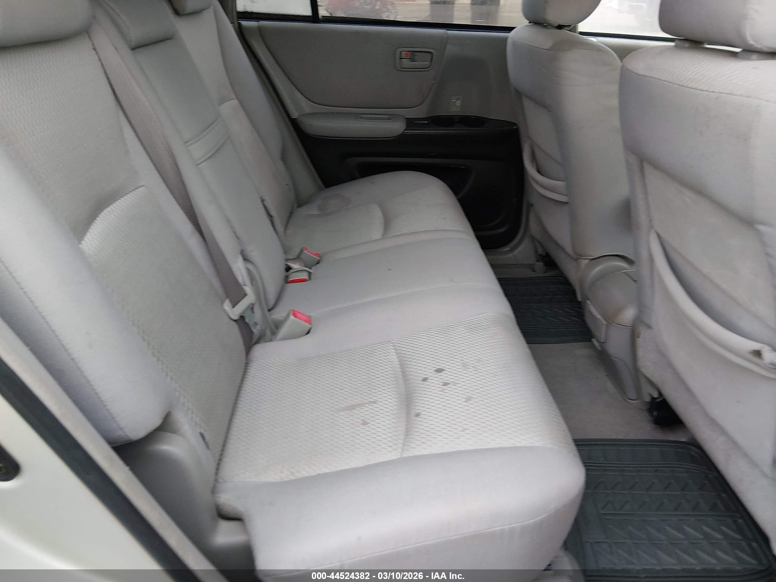 TOYOTA HIGHLANDER image 8