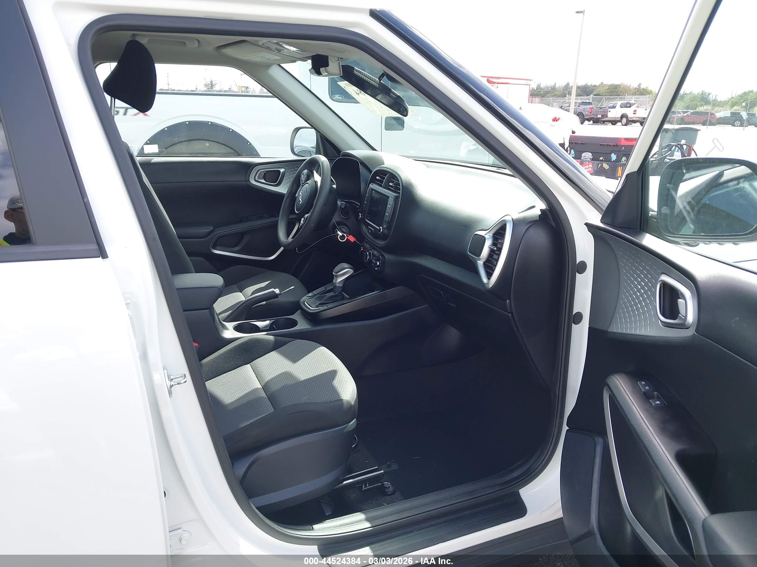 KIA SOUL image 5