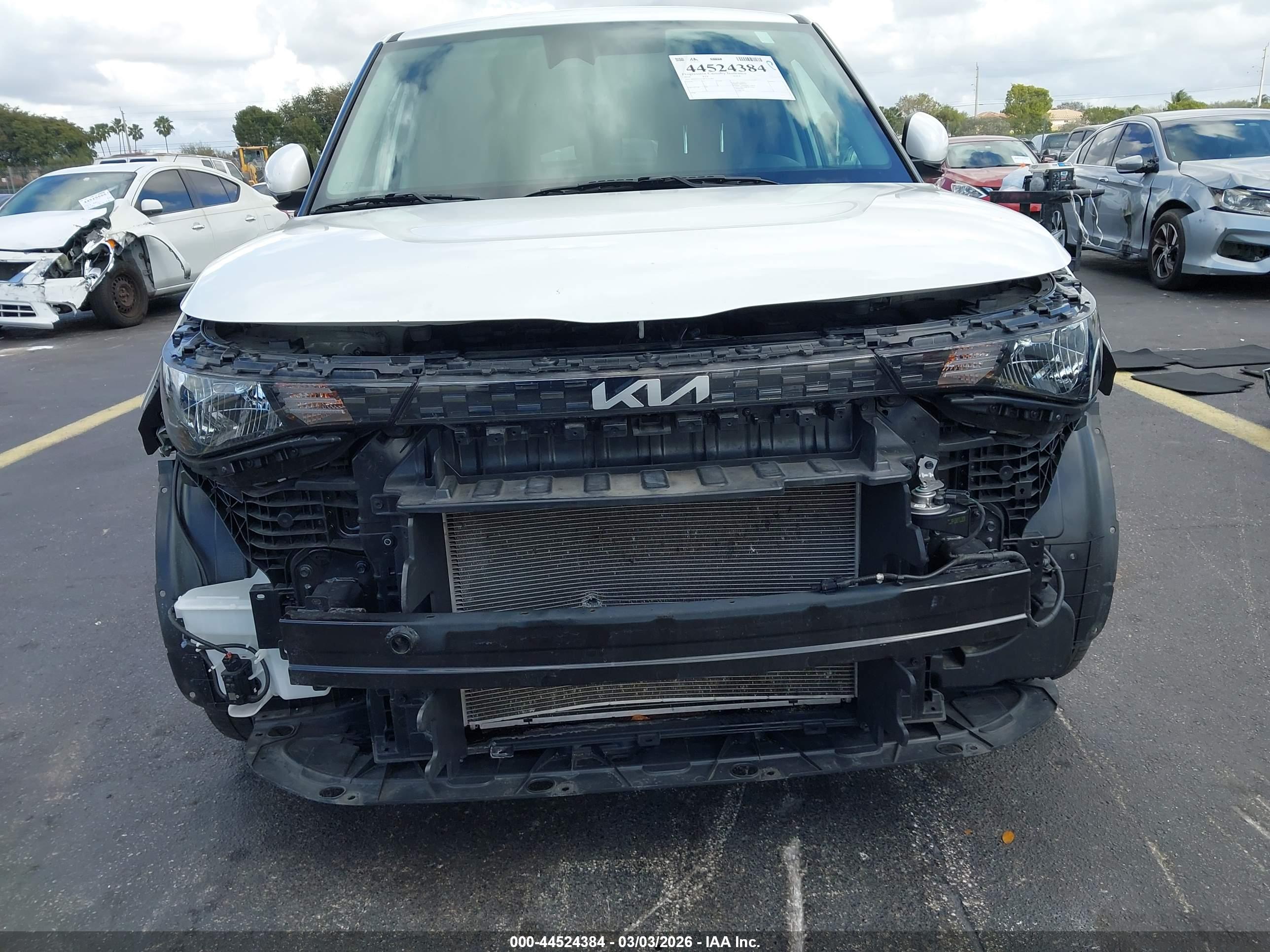 KIA SOUL image 6