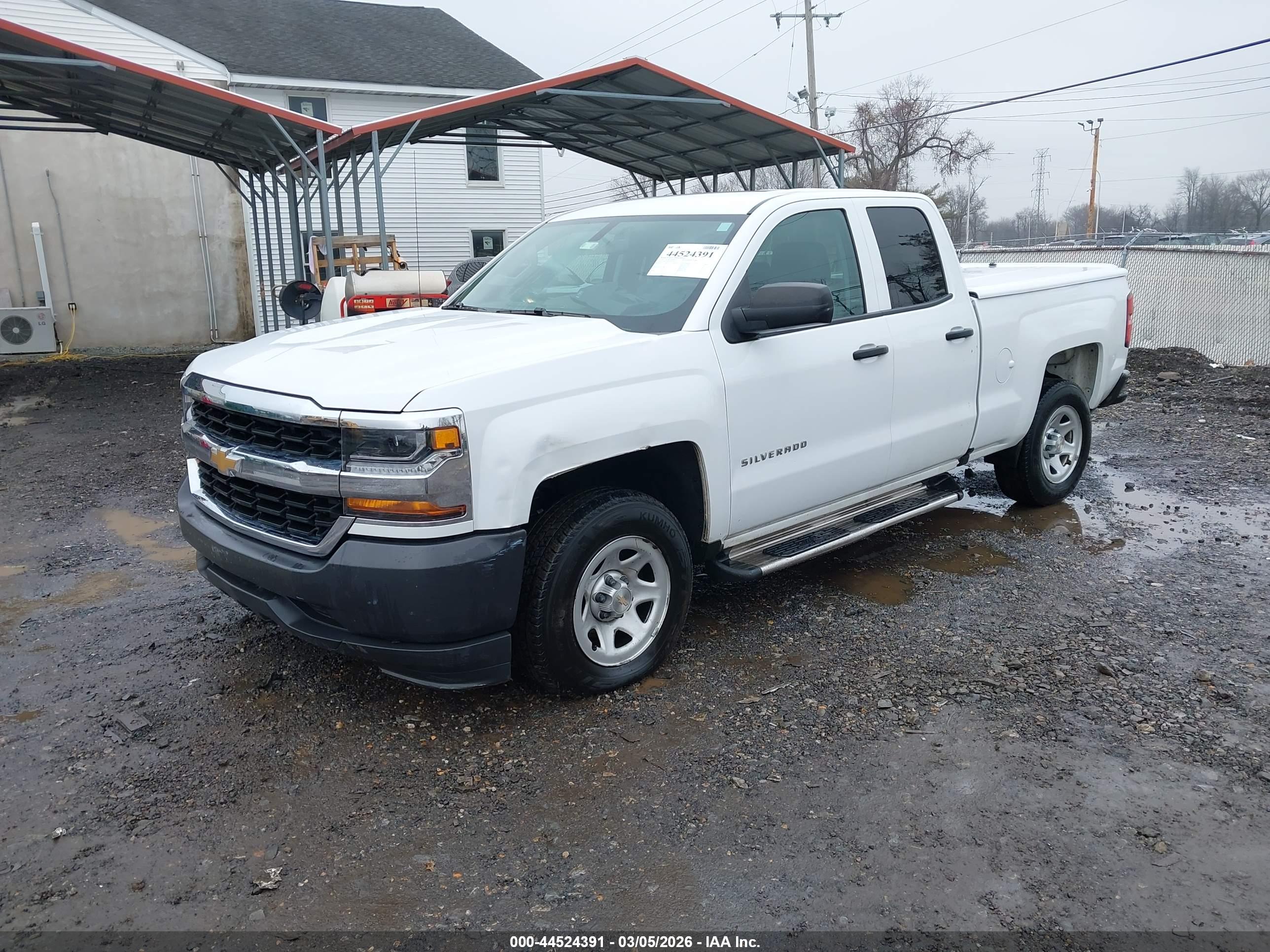 CHEVROLET SILVERADO image 2