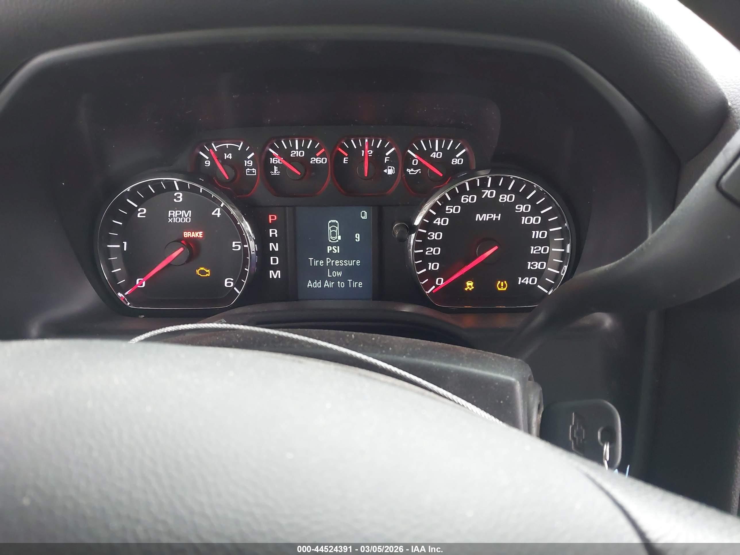 CHEVROLET SILVERADO image 7
