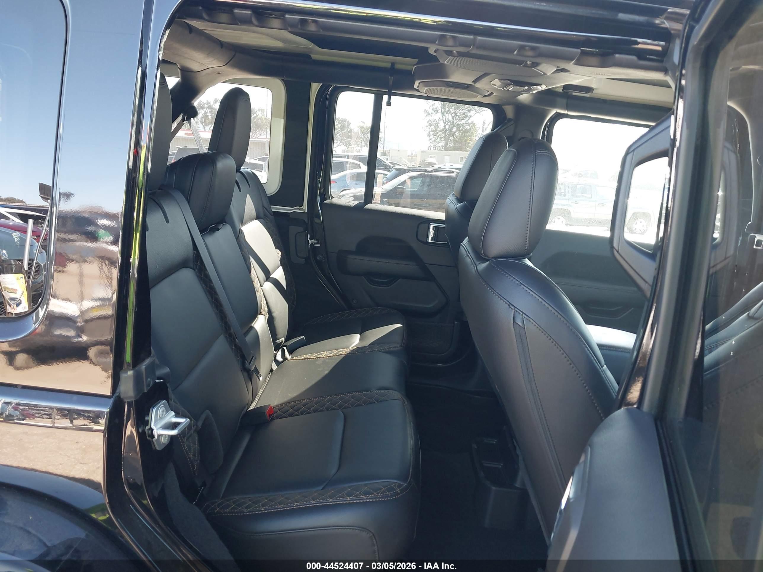 JEEP WRANGLER image 8
