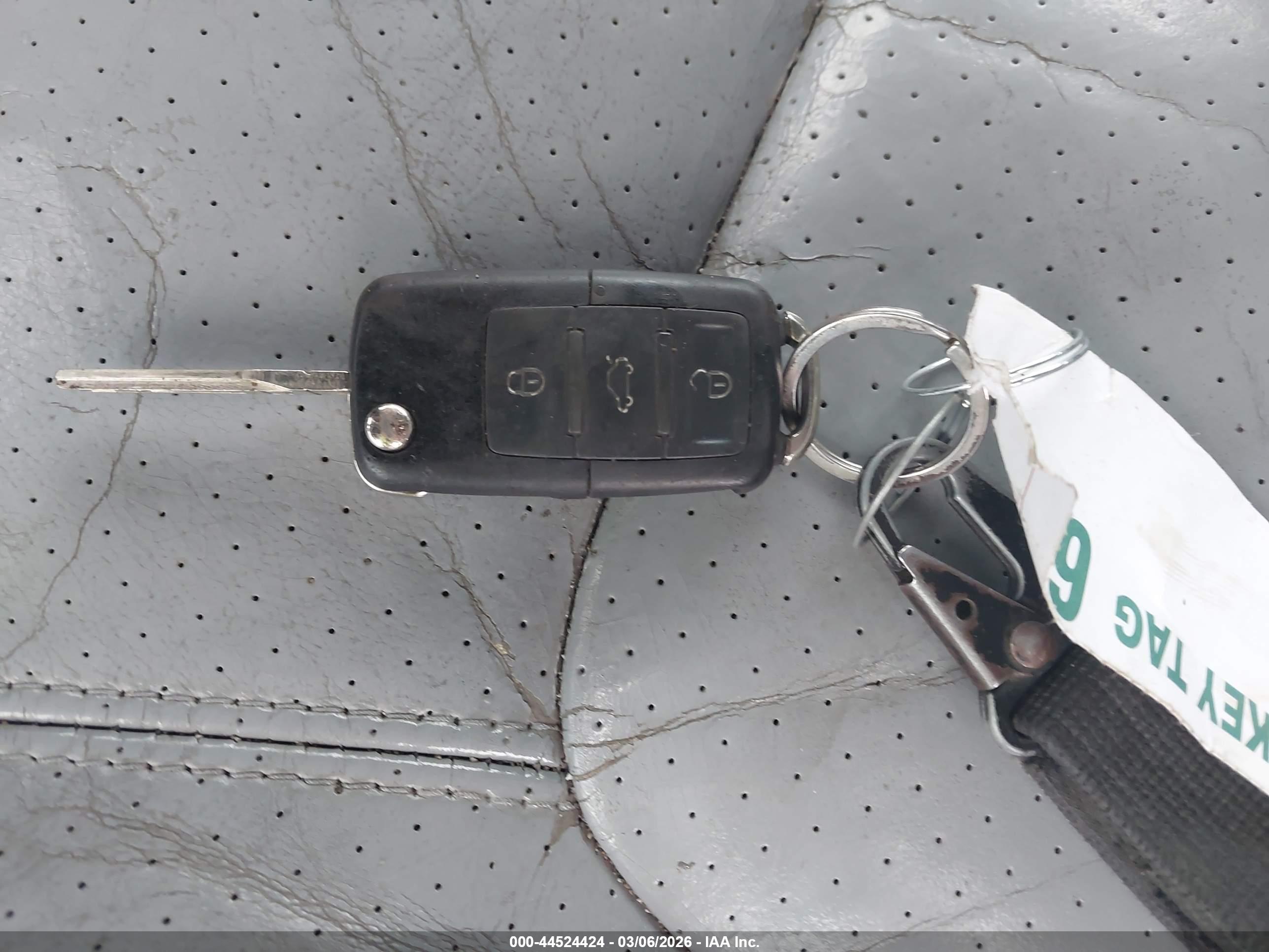 VOLKSWAGEN NEW image 11