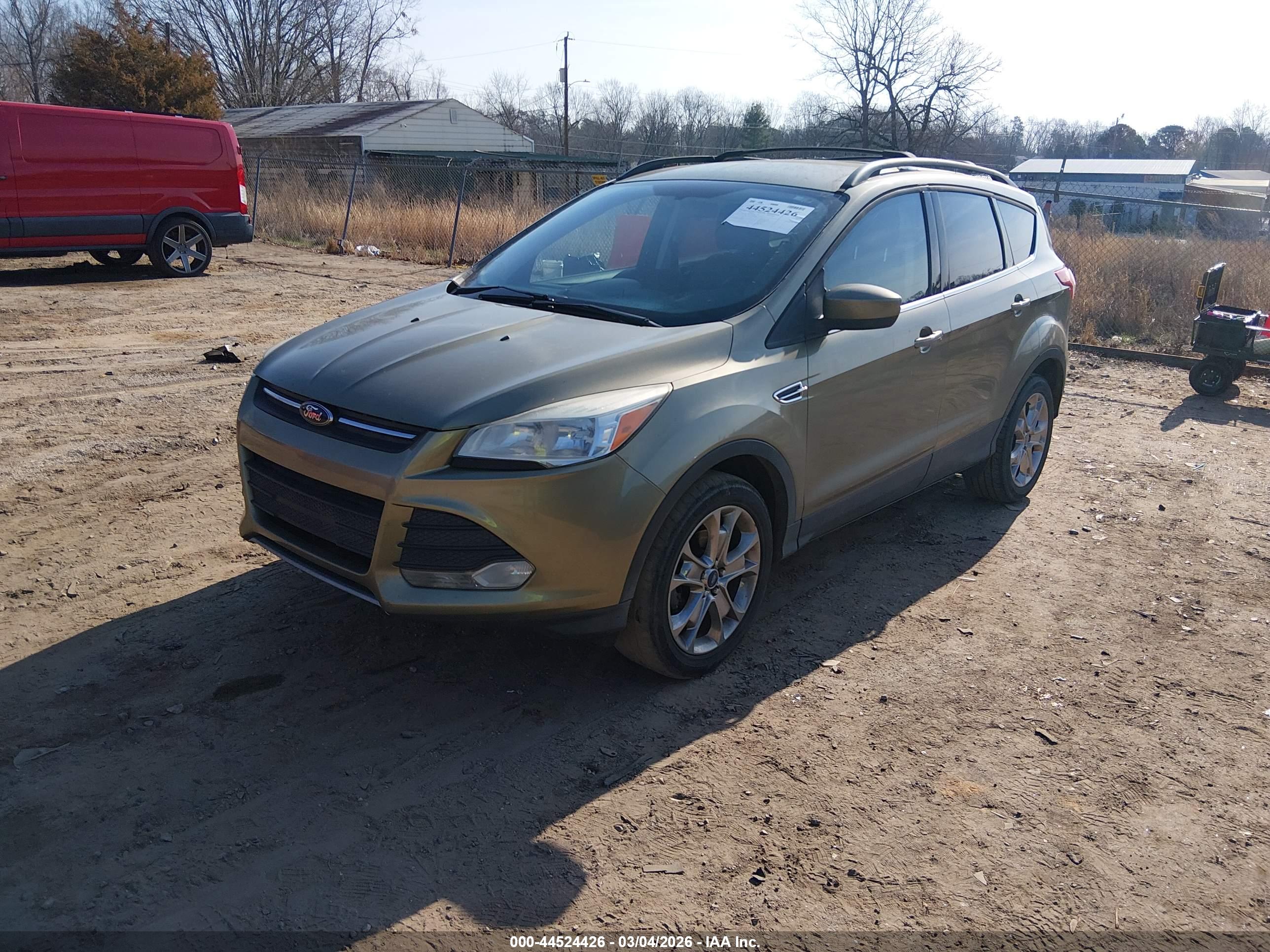 FORD ESCAPE image 2