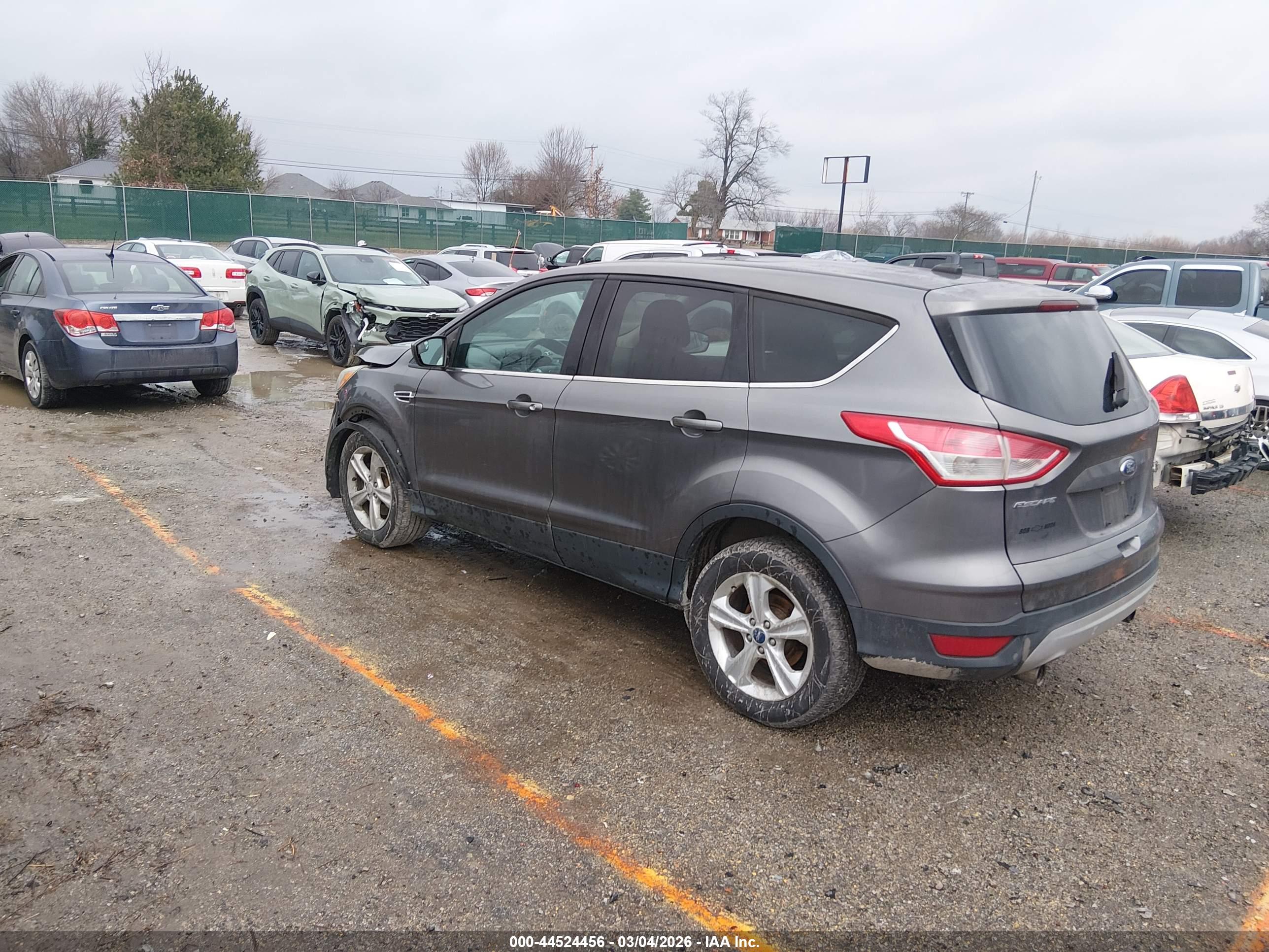 FORD ESCAPE image 3