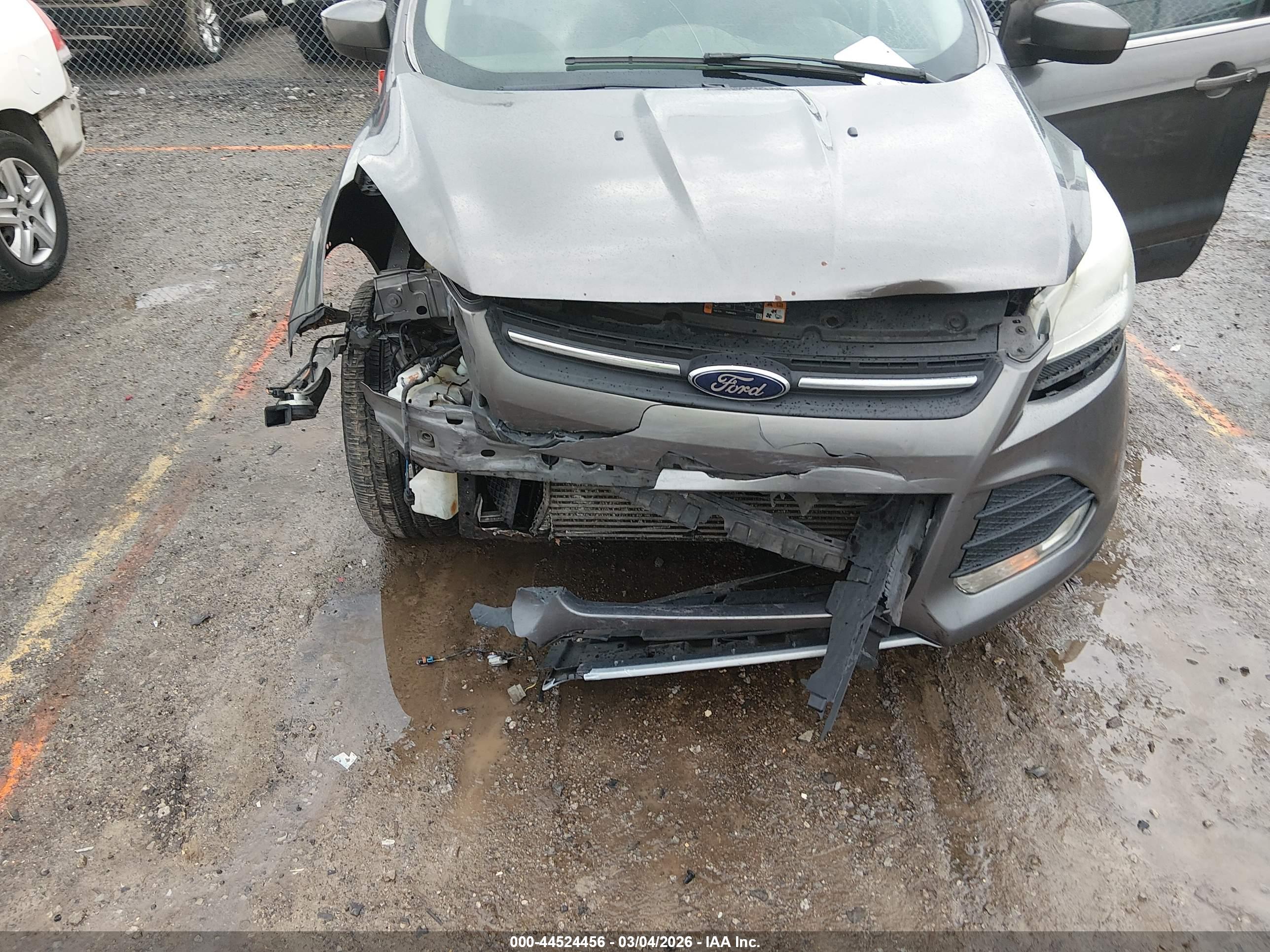 FORD ESCAPE image 6