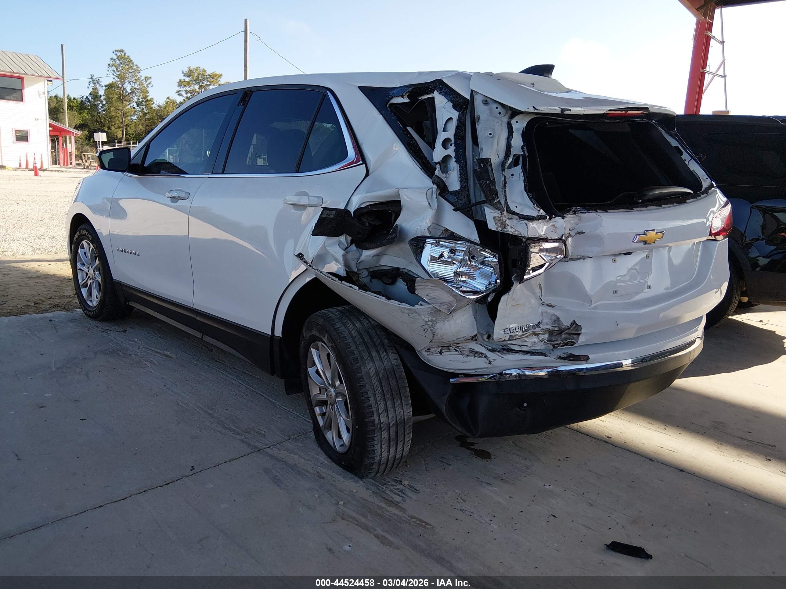 CHEVROLET EQUINOX image 3