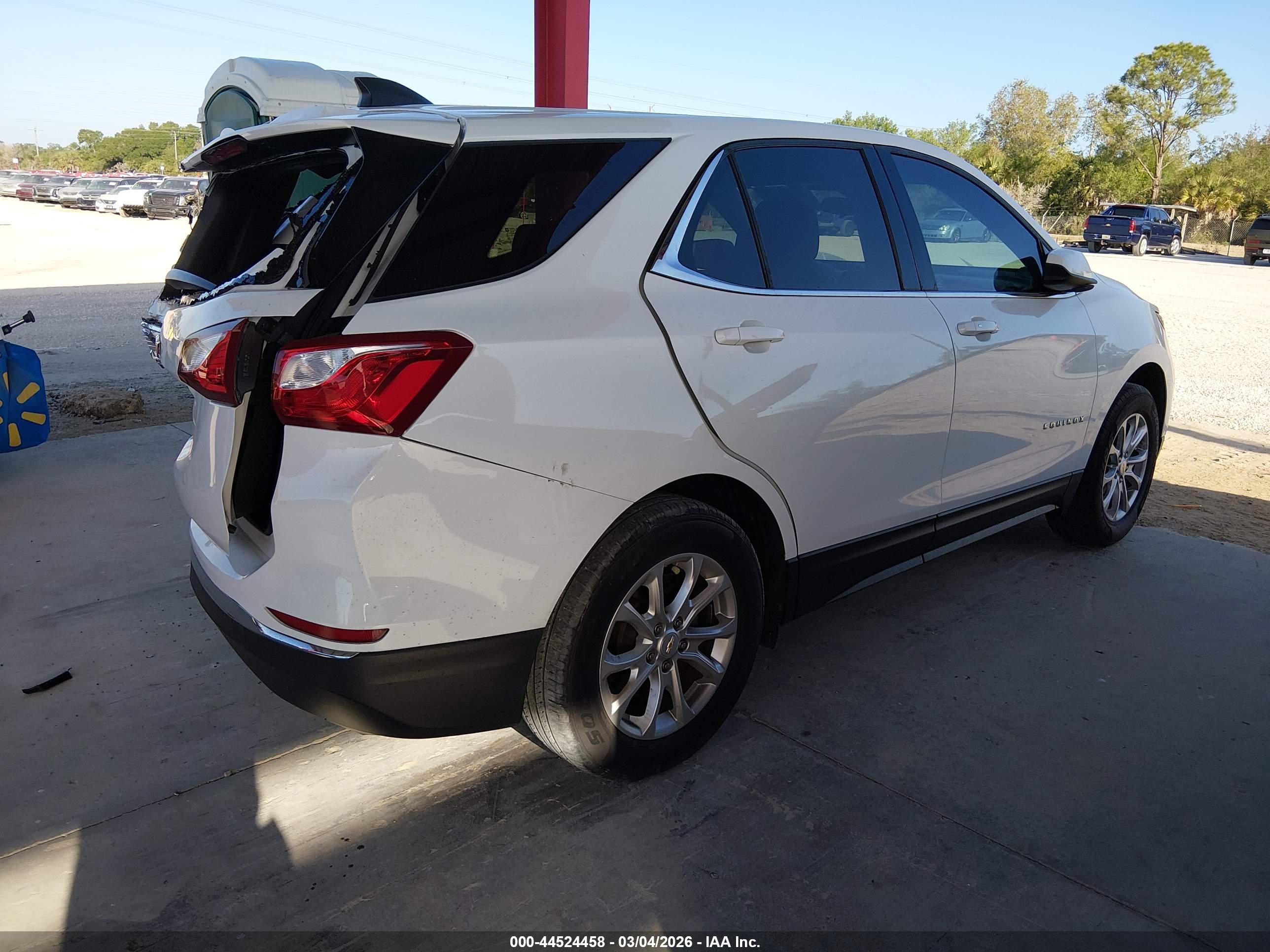 CHEVROLET EQUINOX image 4