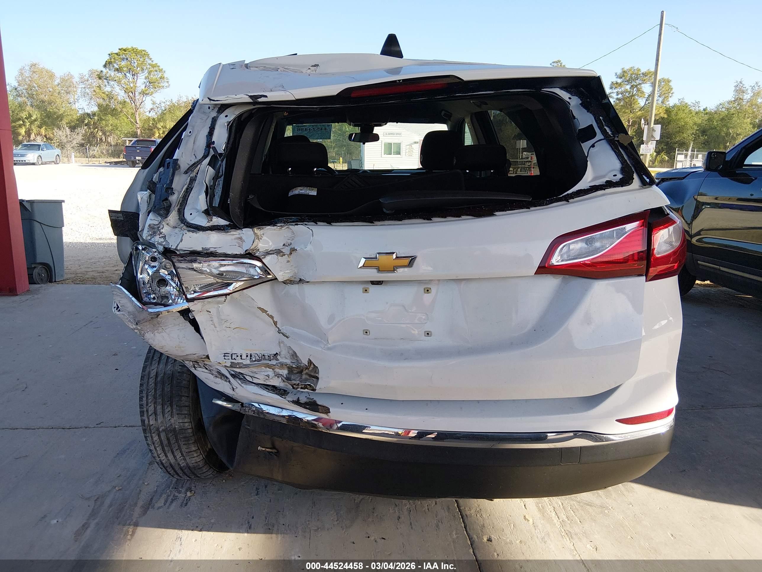 CHEVROLET EQUINOX image 6