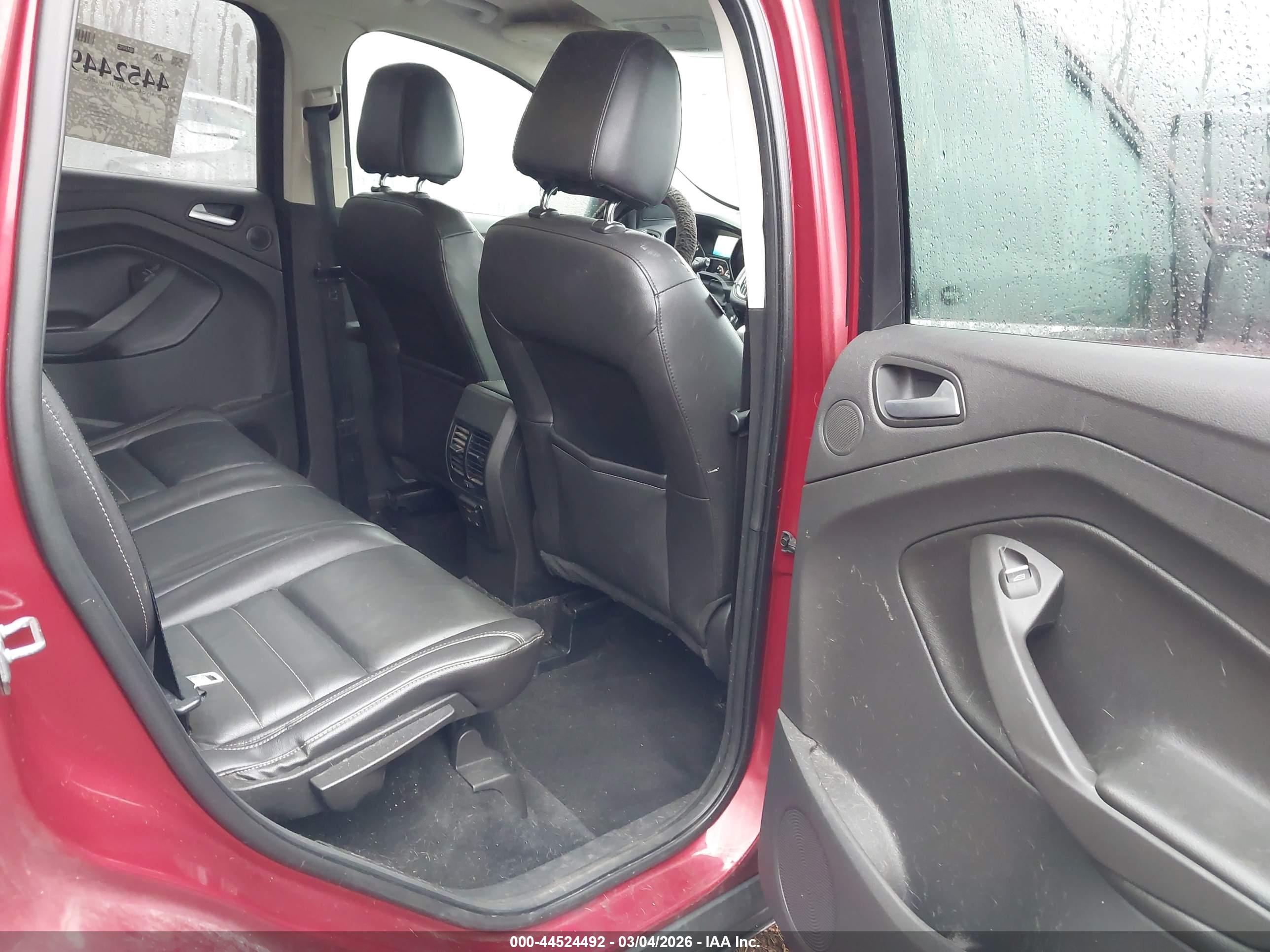 FORD ESCAPE image 8