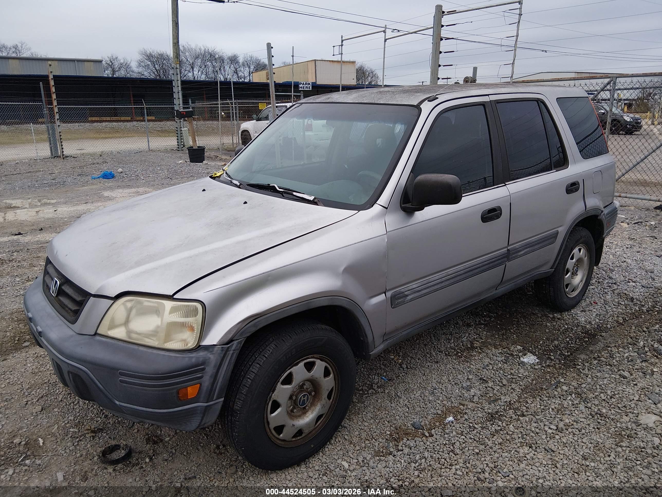 HONDA CR-V image 2