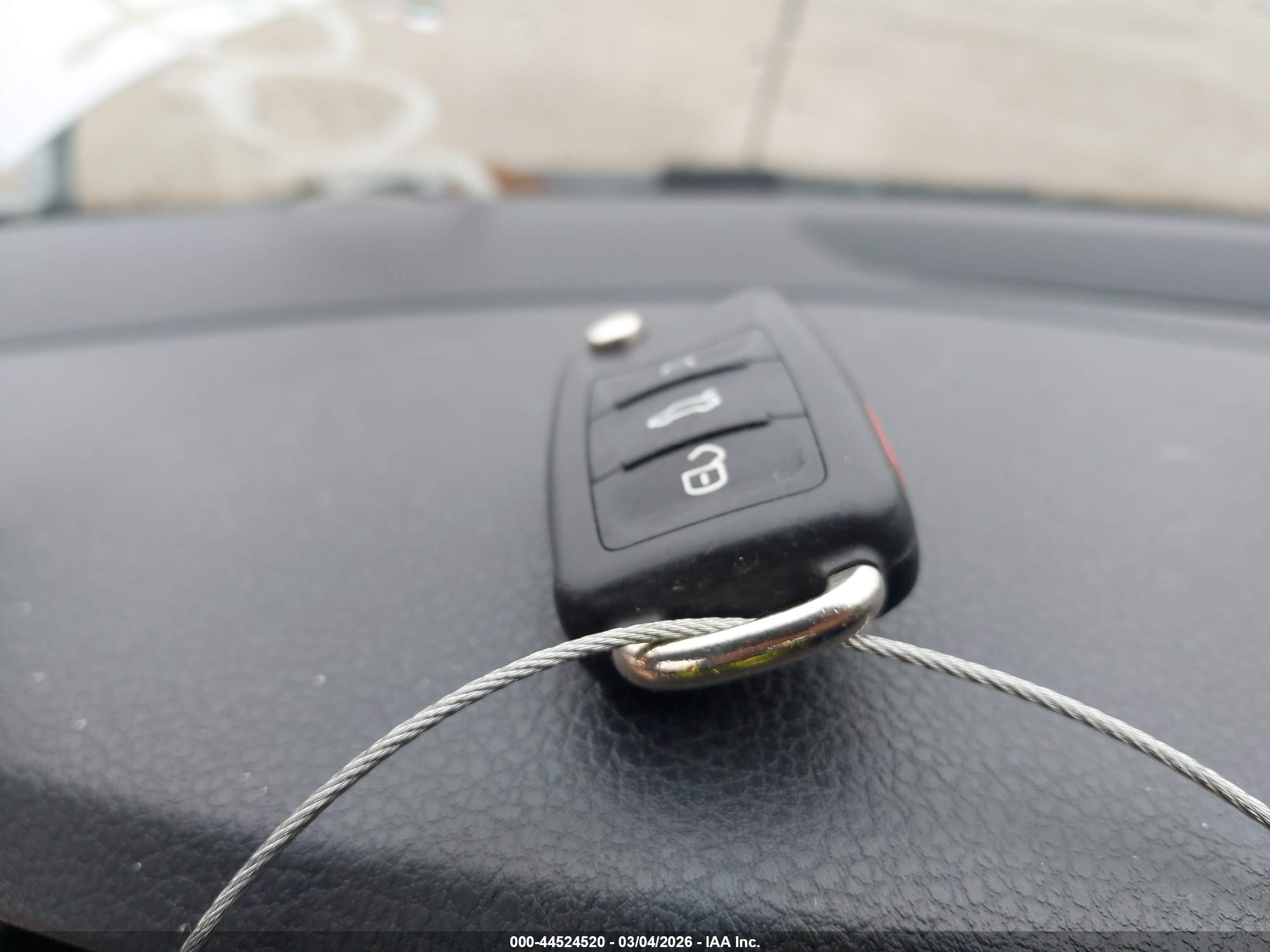 VOLKSWAGEN JETTA image 11