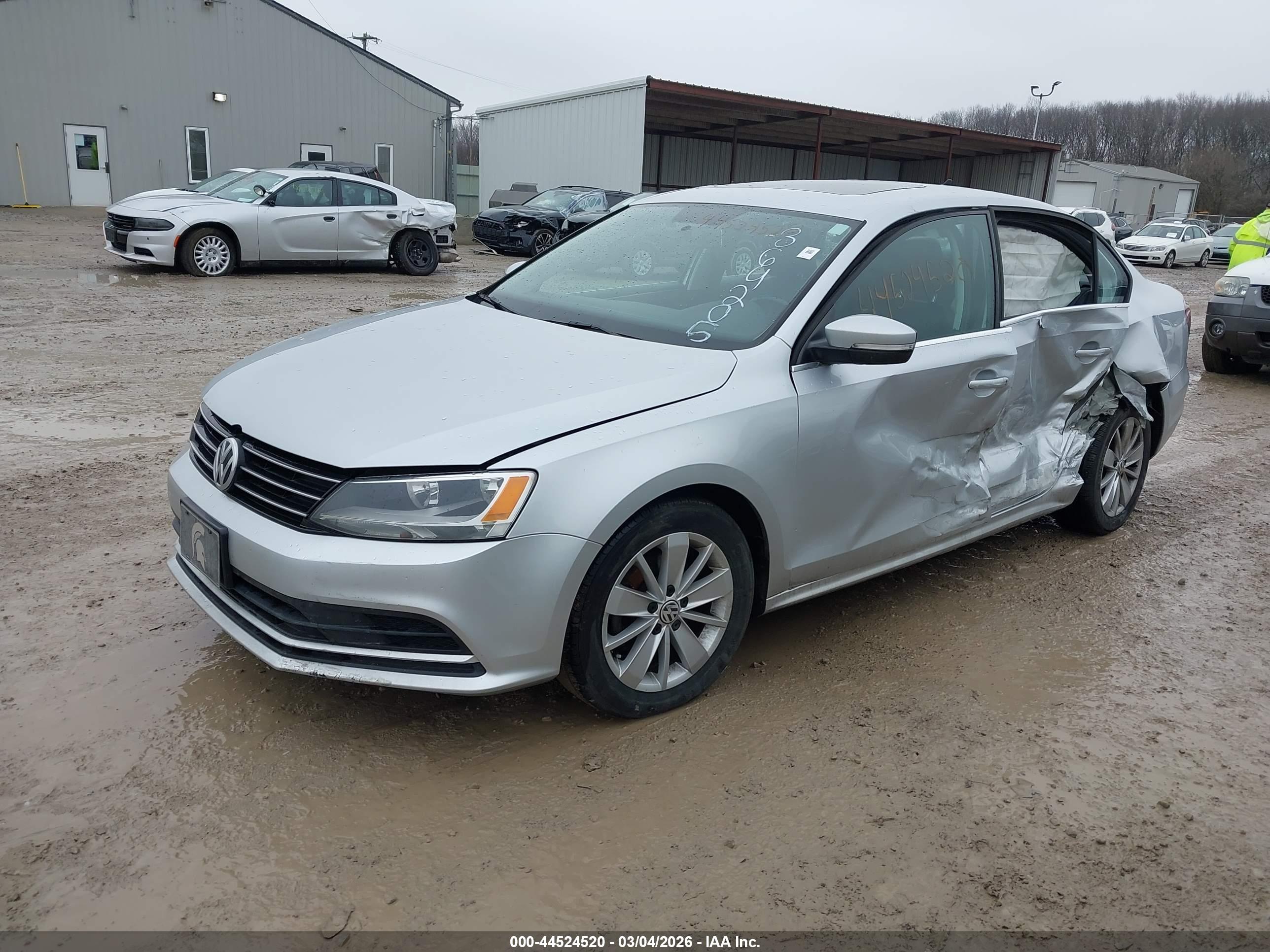 VOLKSWAGEN JETTA image 2