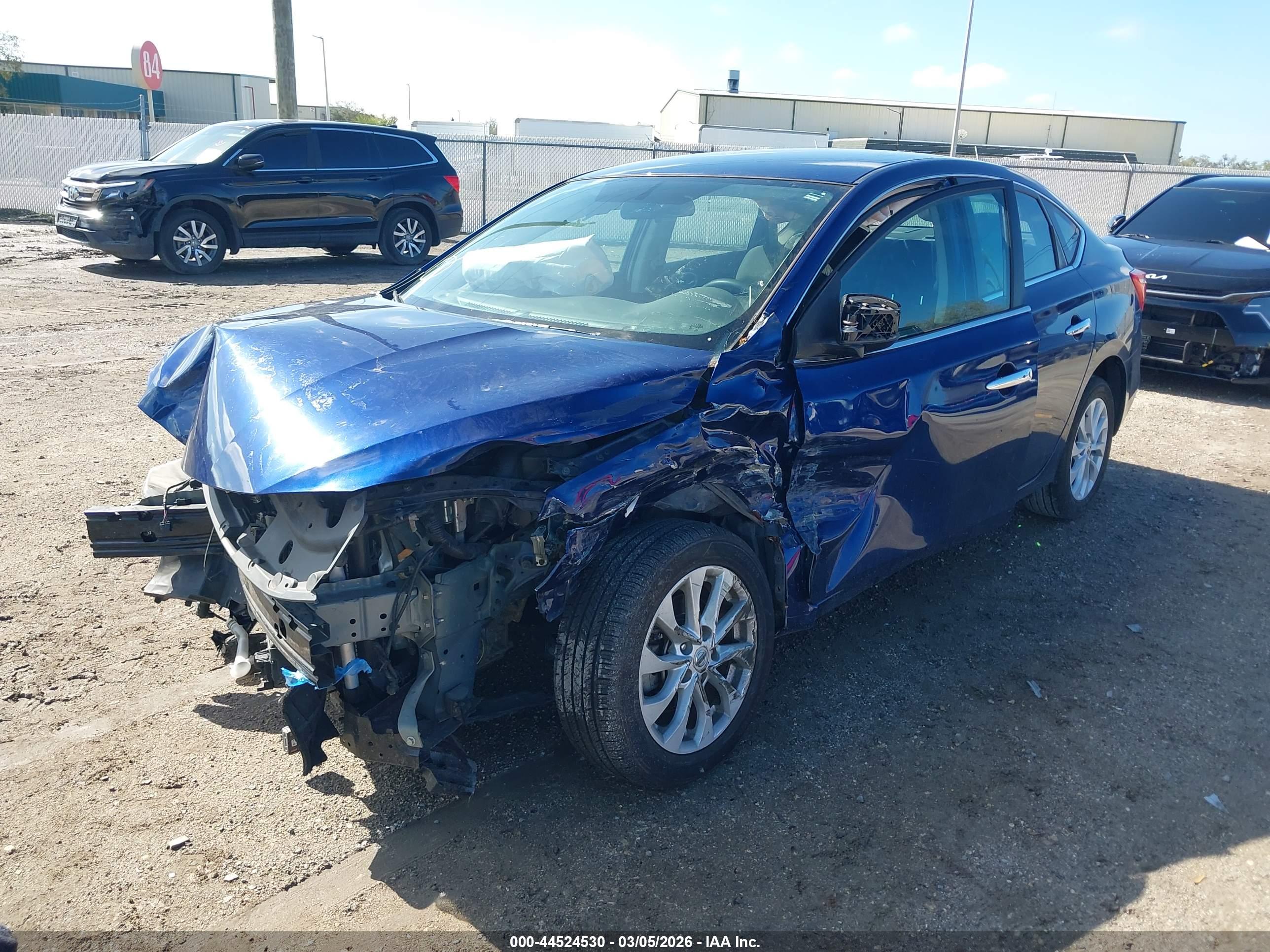 NISSAN SENTRA image 2