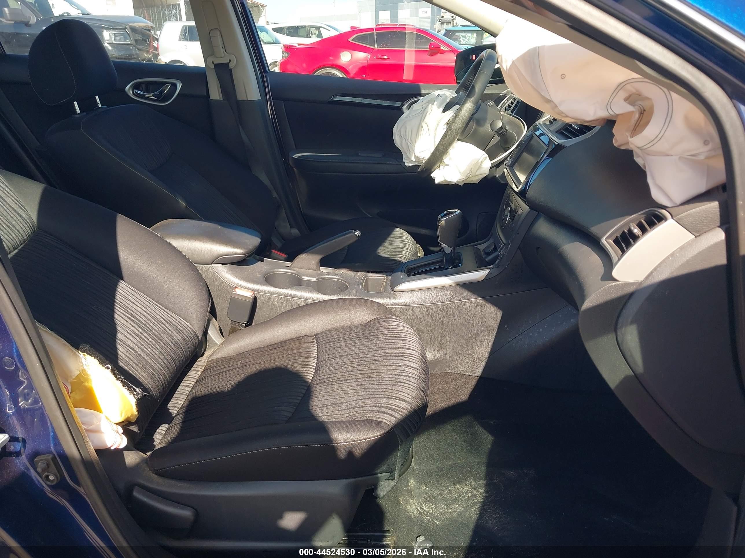 NISSAN SENTRA image 5