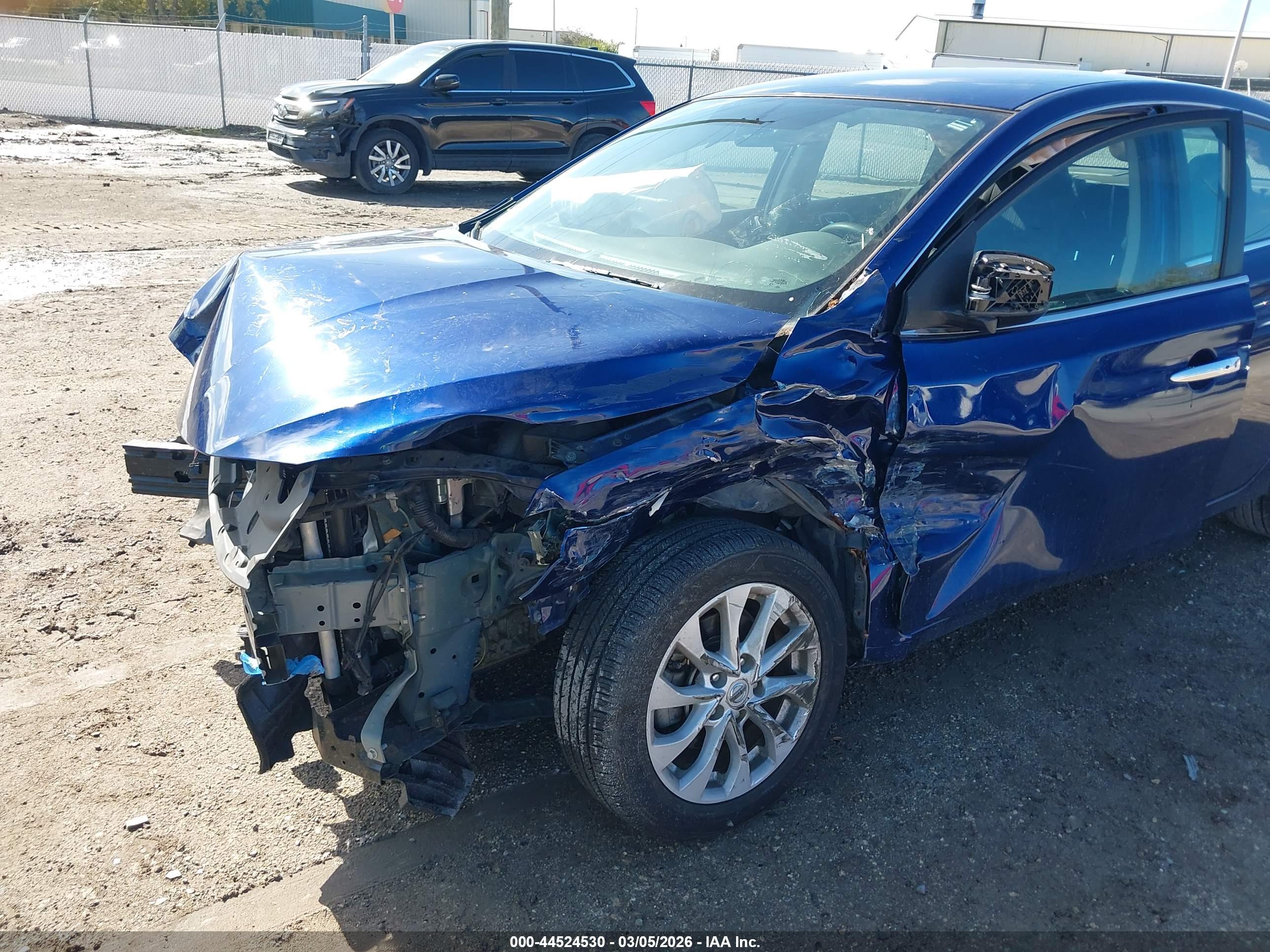 NISSAN SENTRA image 6