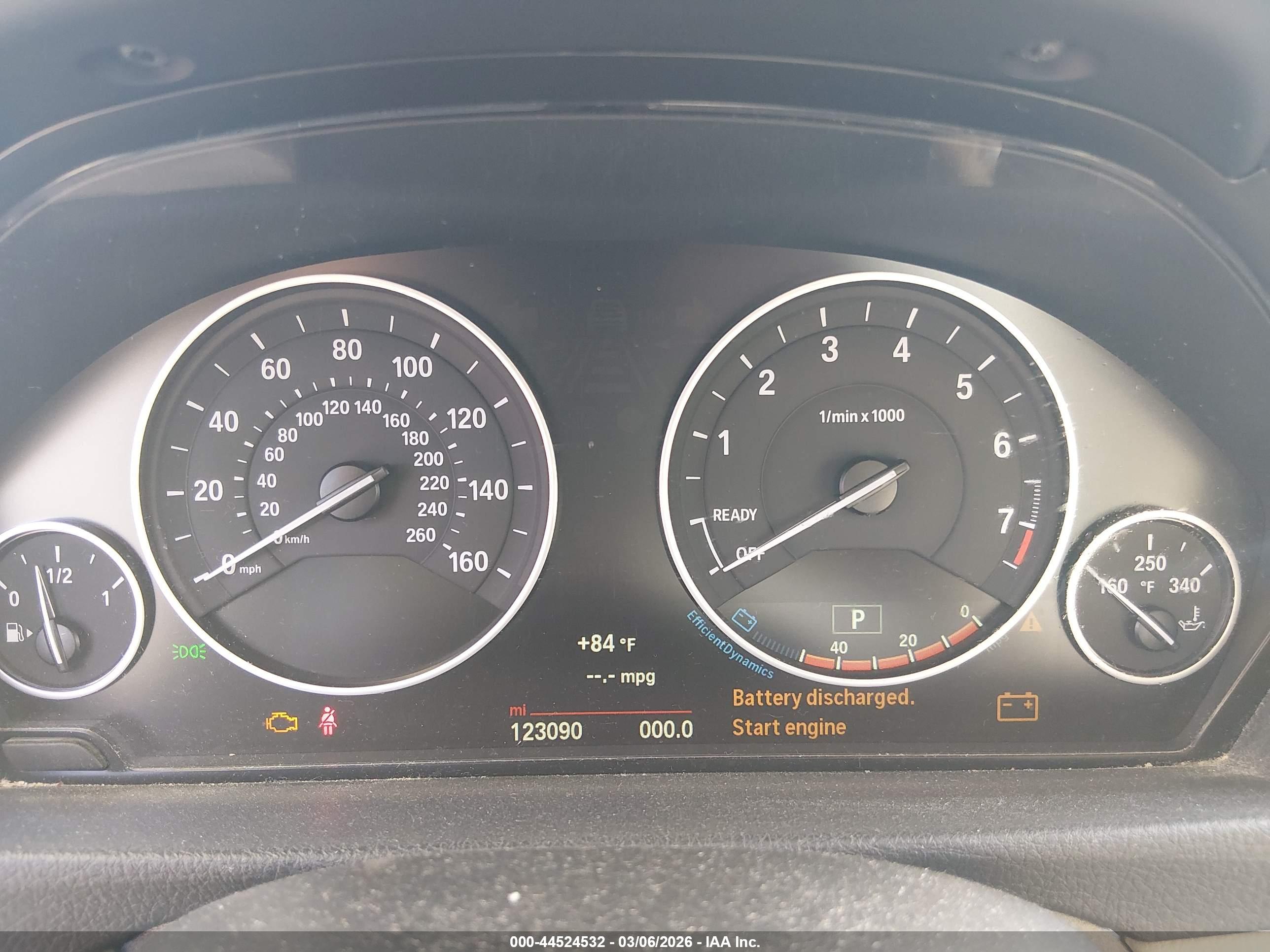 BMW 320I image 7