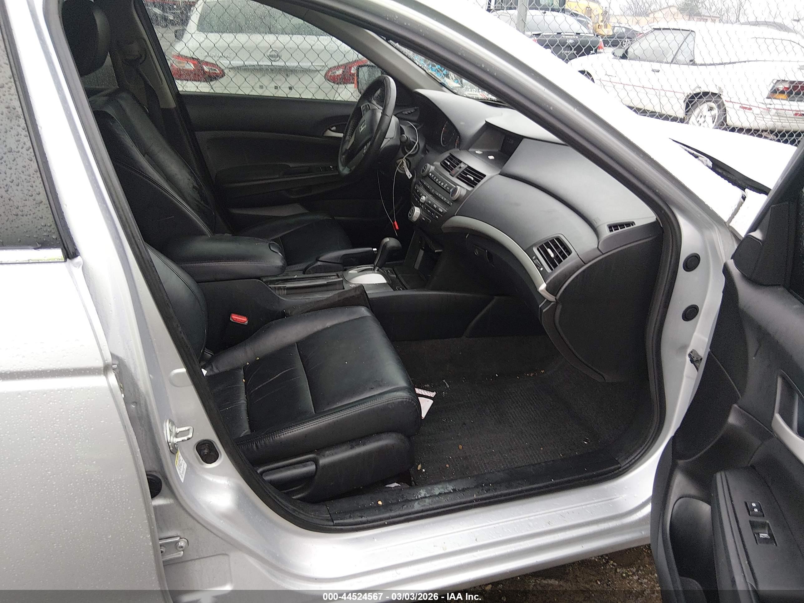 HONDA ACCORD image 5