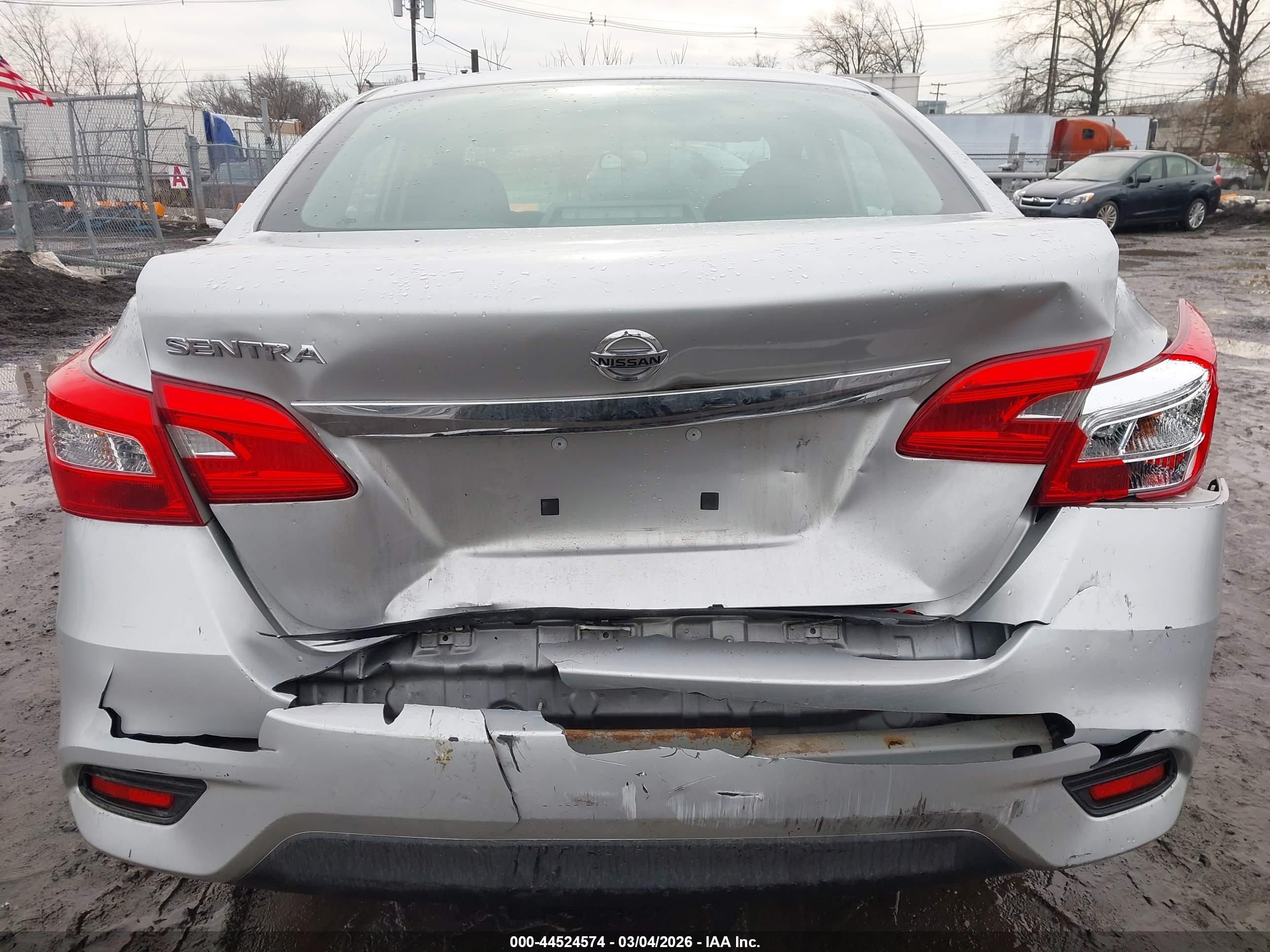 NISSAN SENTRA image 6